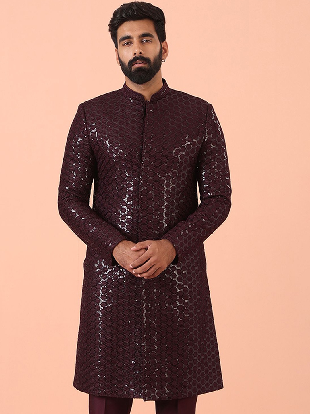 

KISAH Men Embellished Regular Fit Sequinned Indowestern Sherwani, Maroon