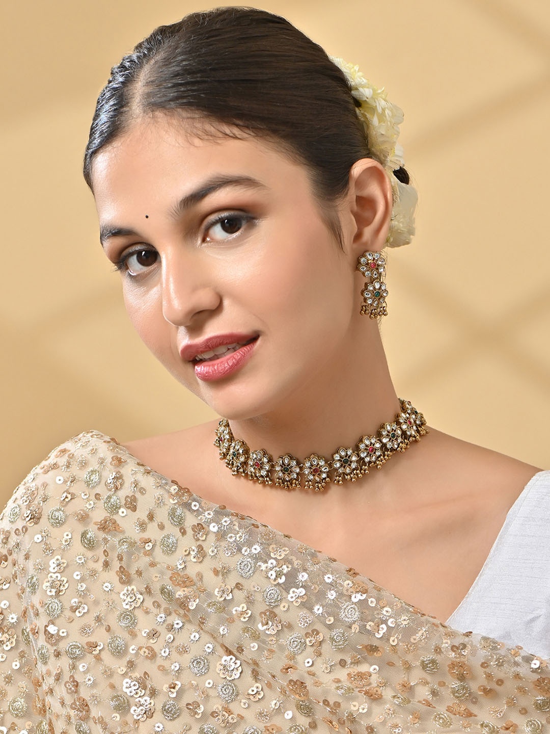 

Fida Gold-Plated Stones-Studded & Beaded Jewellery Set