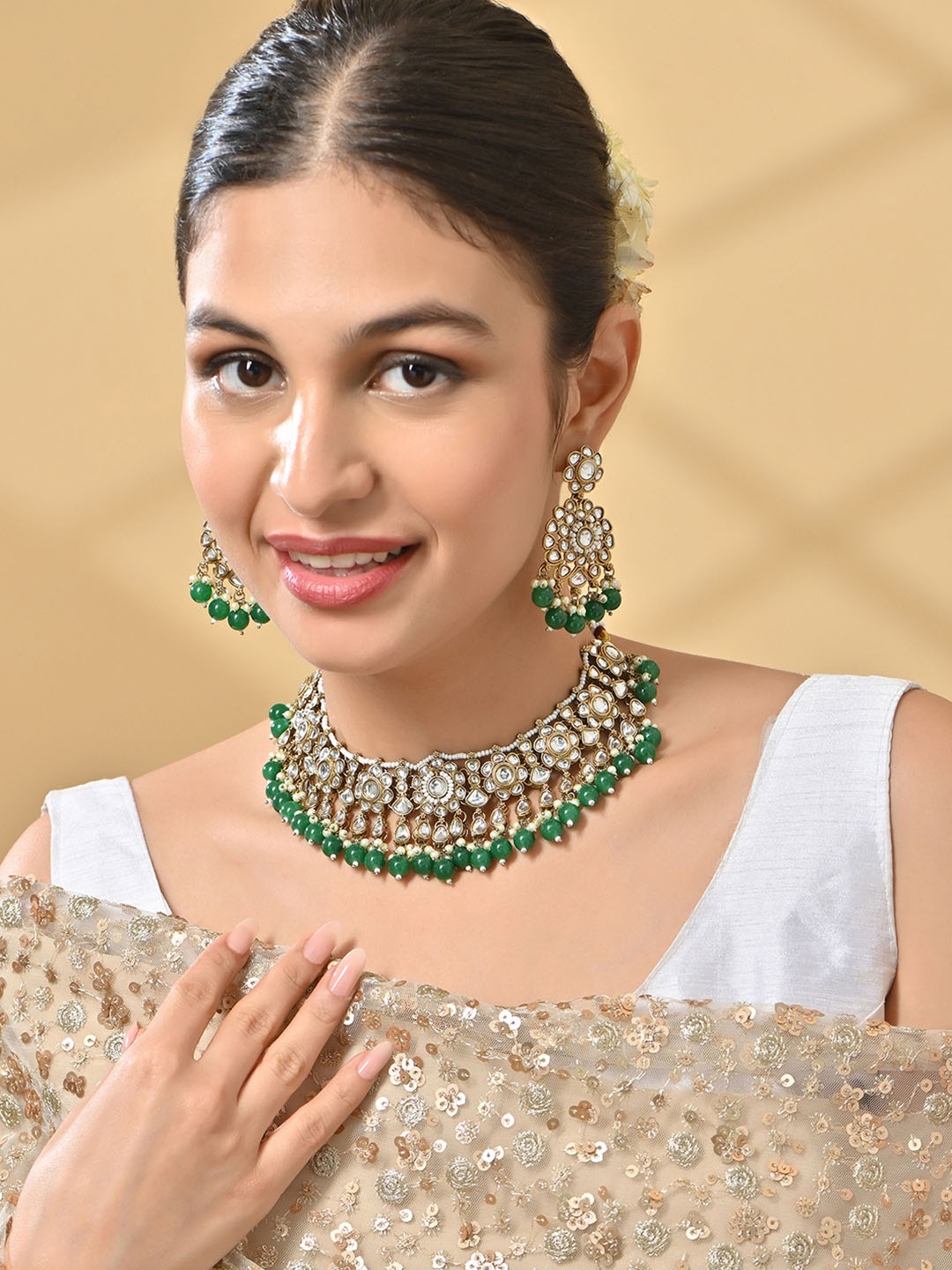 

Fida Gold-Plated Stones-Studded & Beaded Jewellery Set