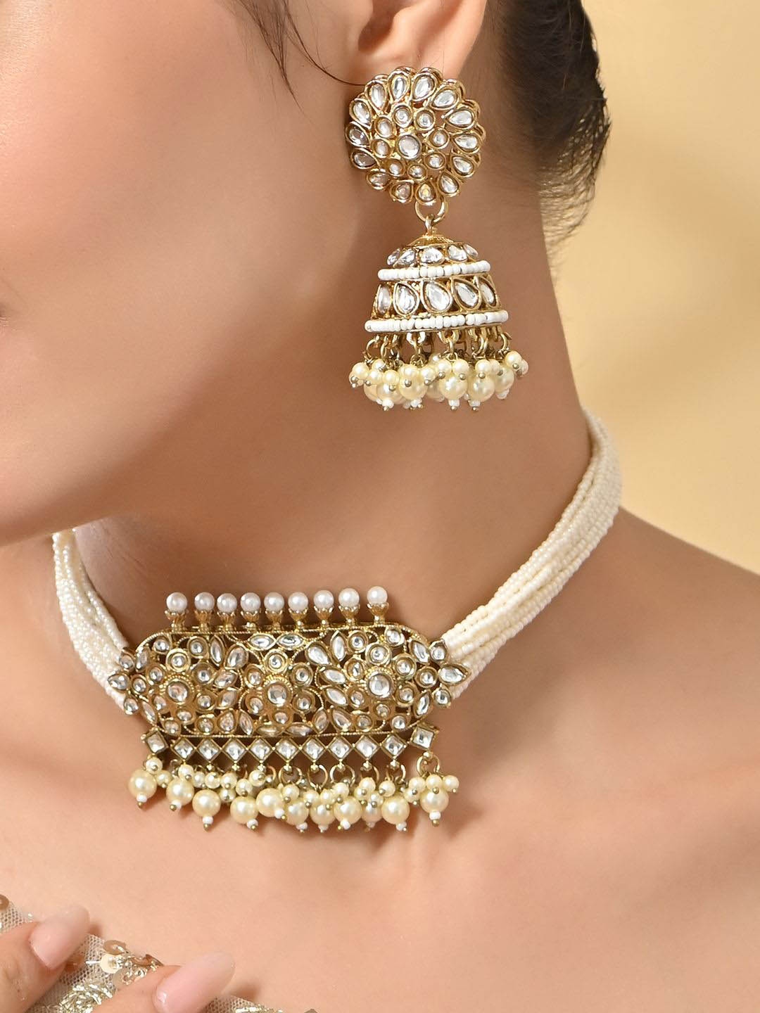 

Fida Gold-Plated Stones-Studded & Beaded Jewellery Set