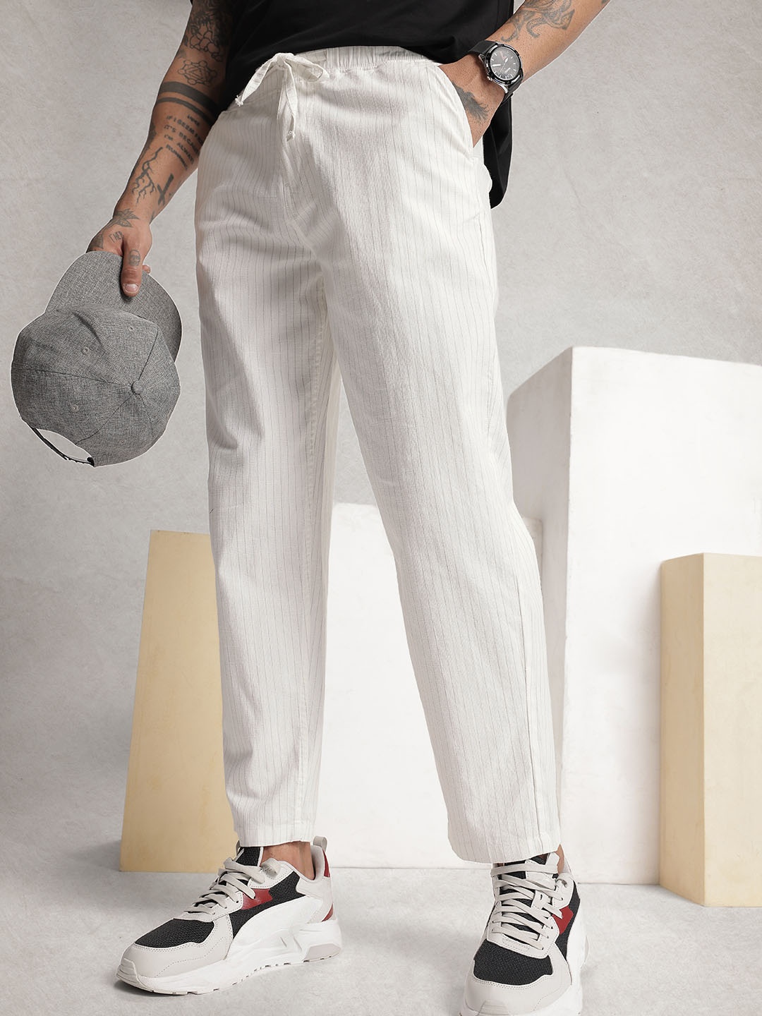 

WROGN Men Striped Oversized Trousers, White