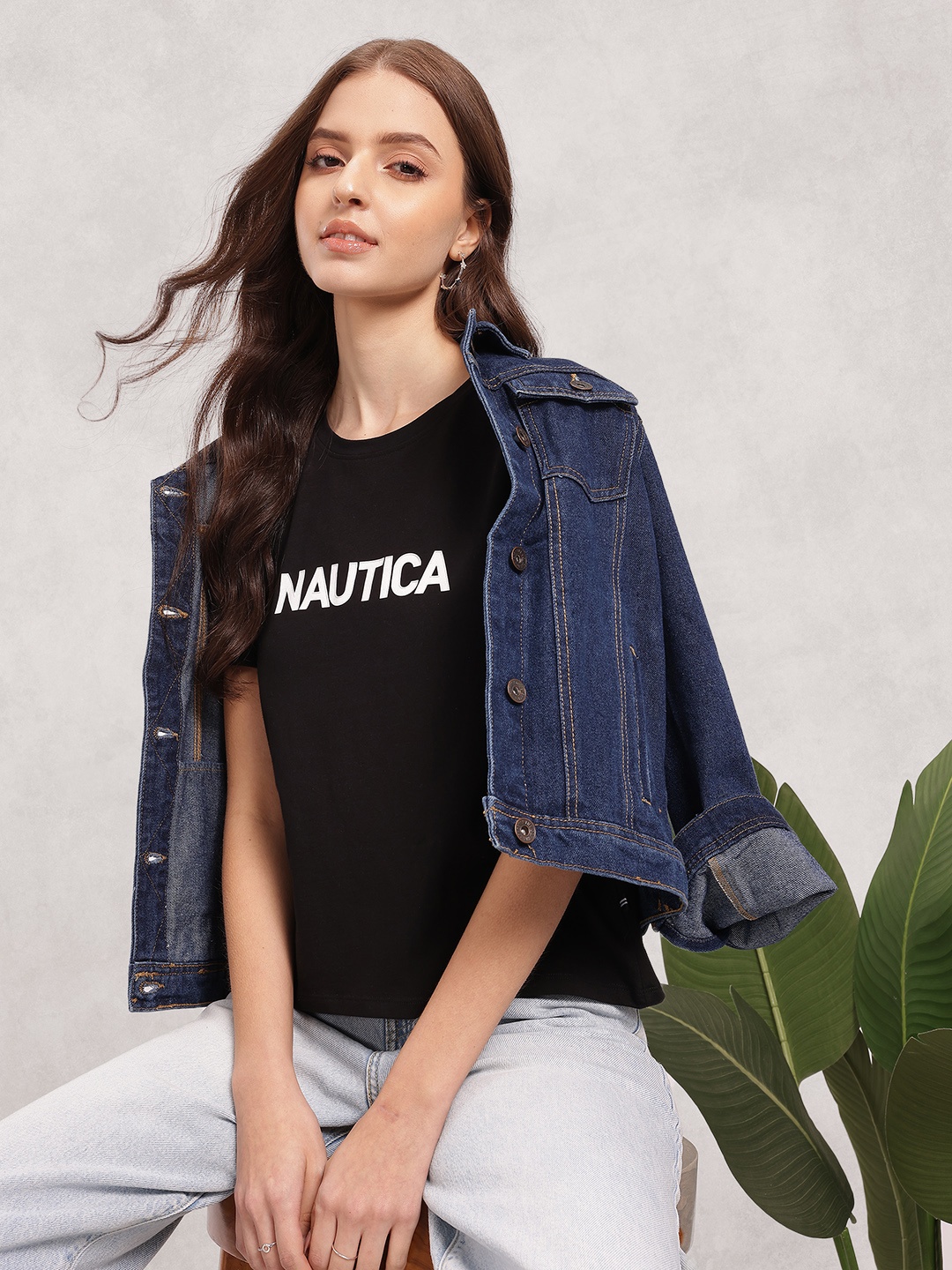 

Nautica Typography Printed Drop-Shoulder Sleeves Relaxed T-shirt, Black
