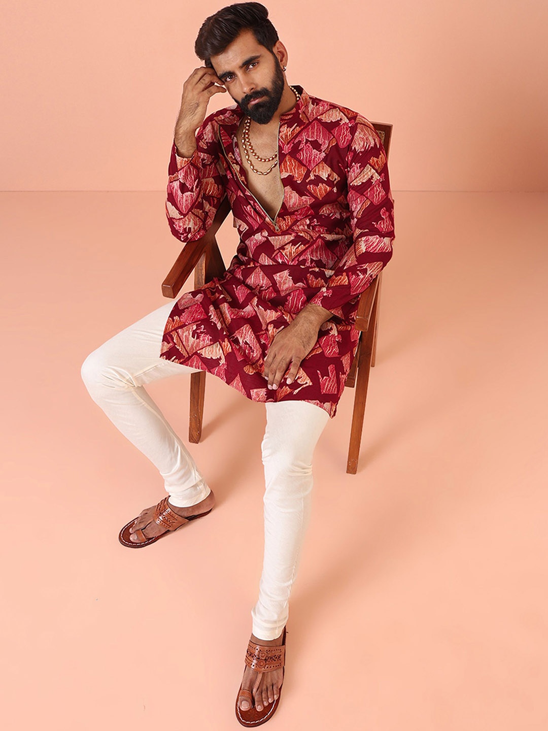 

KISAH Men Abstract Regular Fit Printed Kurta, Maroon