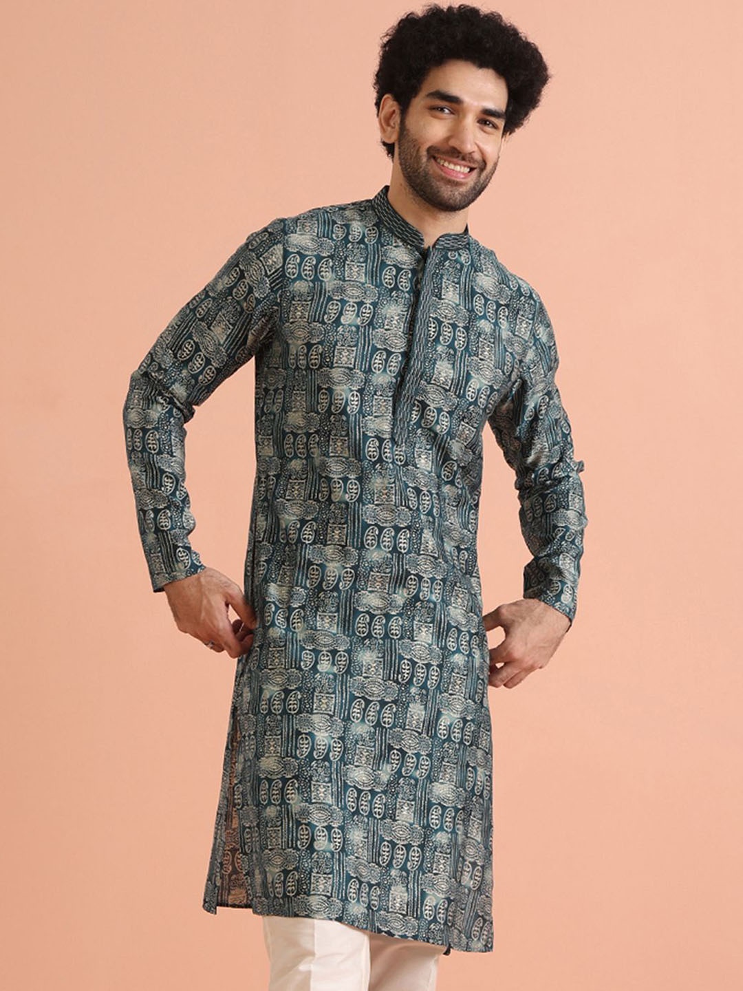 

KISAH Men Paisley Regular Fit Printed Kurta, Turquoise blue