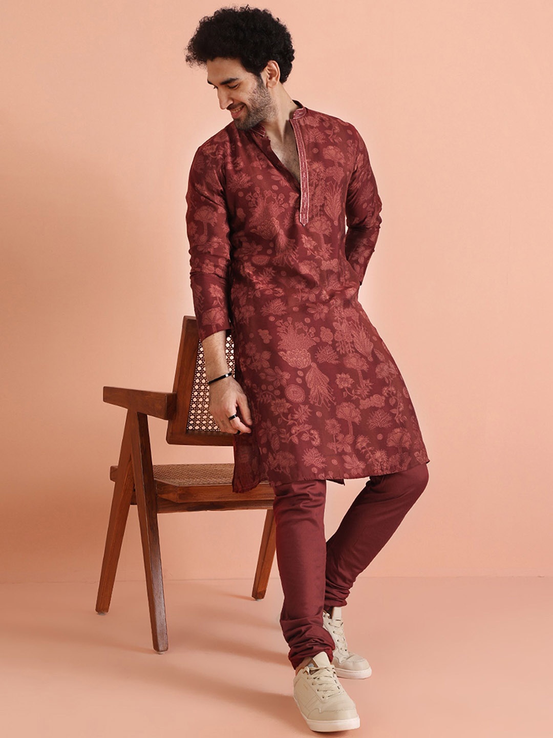 

KISAH Men Printed Regular Fit Kantha Print Kurta Churidar Set, Maroon