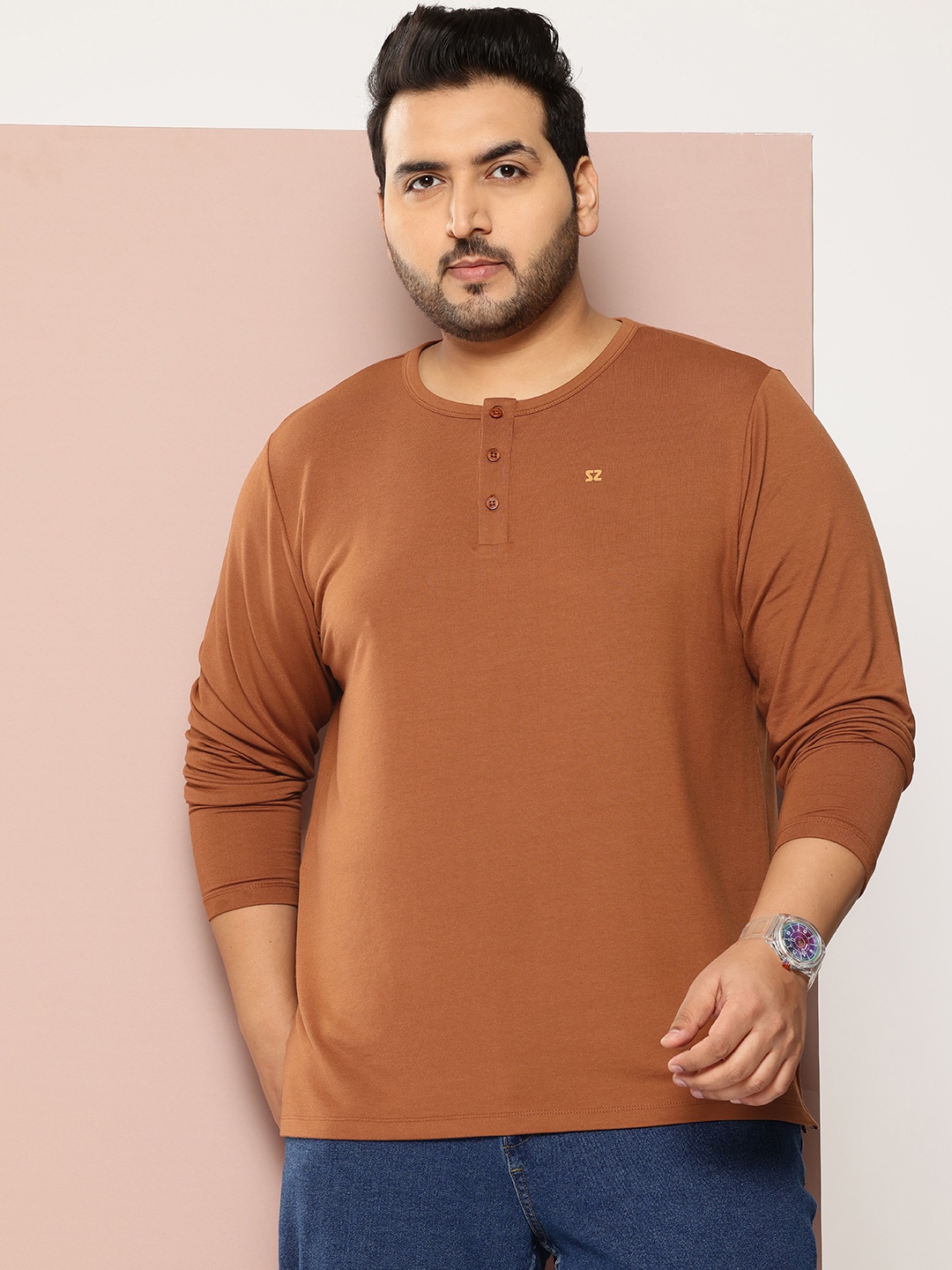 

Sztori Plus Size Henley Neck T-shirt, Brown