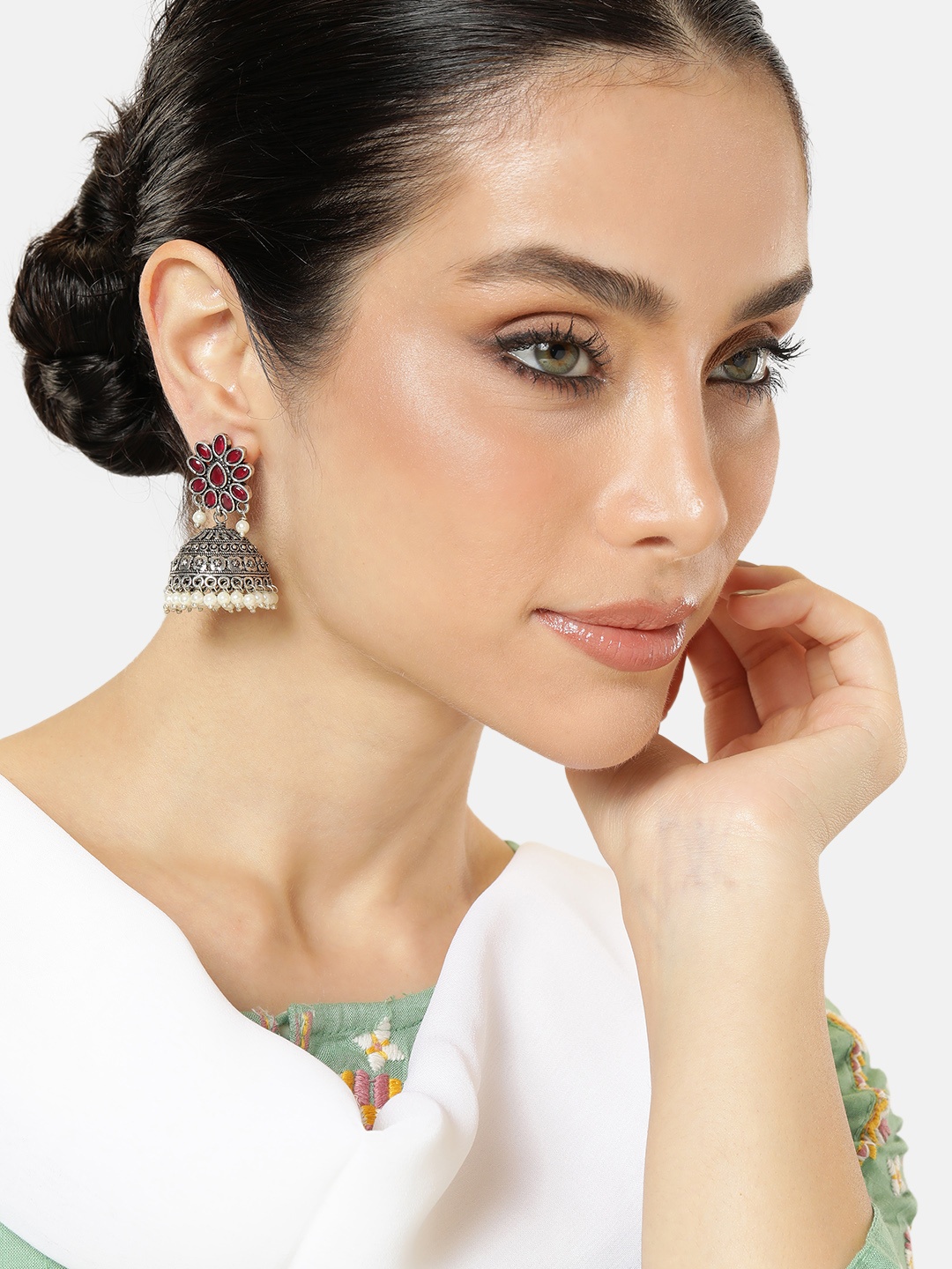 

AITIHYA Florals Pearls Dome Shaped Oxidised Jhumkas Earrings, Fuchsia