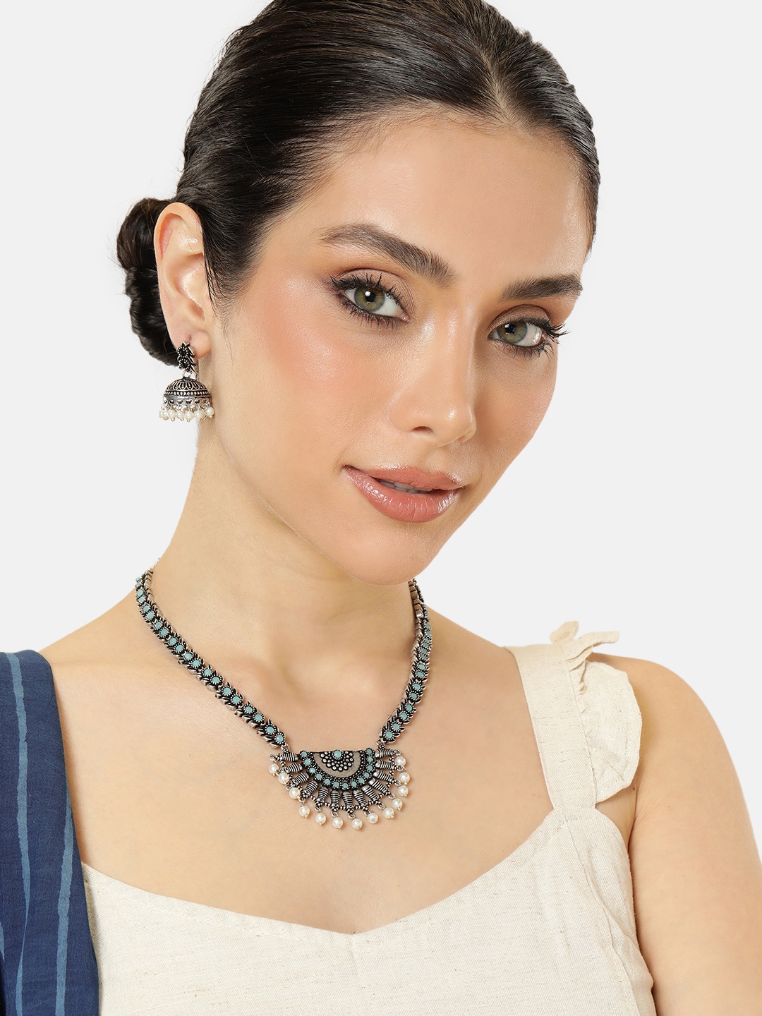 

AITIHYA Brass Silver-Plated Handcrafted Necklace, Blue