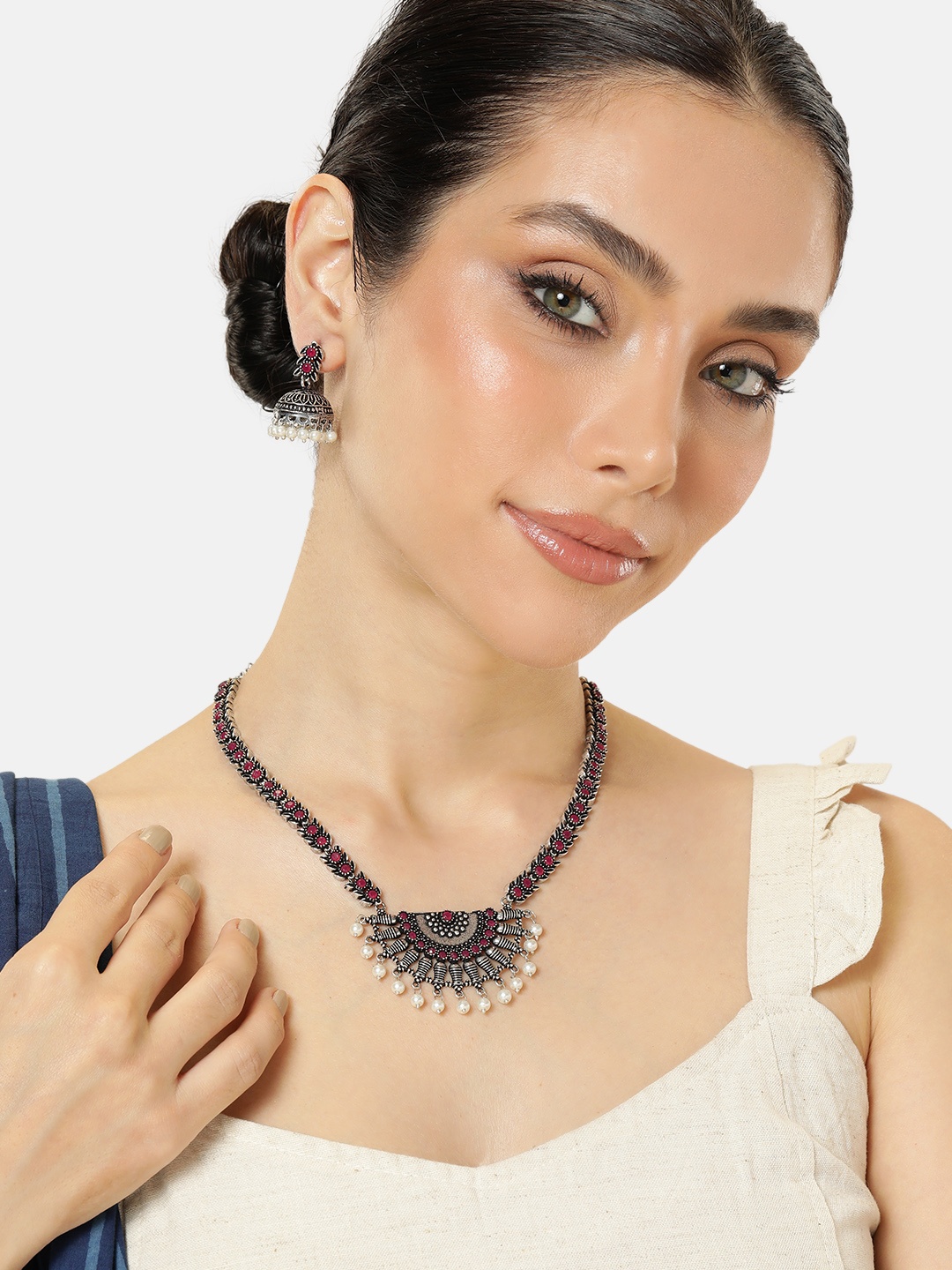 

AITIHYA Silver-Plated Oxidised Necklace With Earrings Set, Magenta