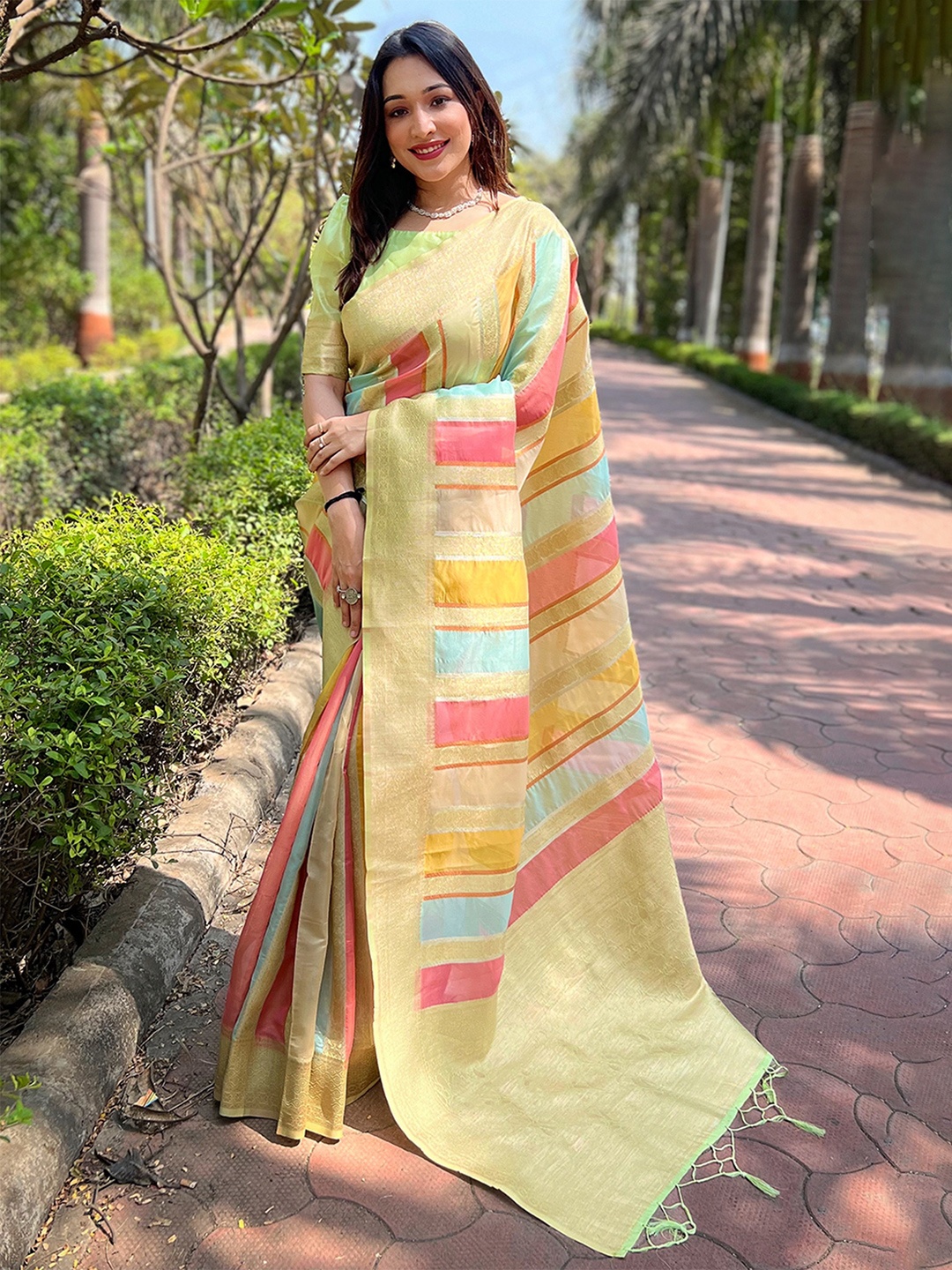 

Mitera Woven Design Zari Organza Saree, Green