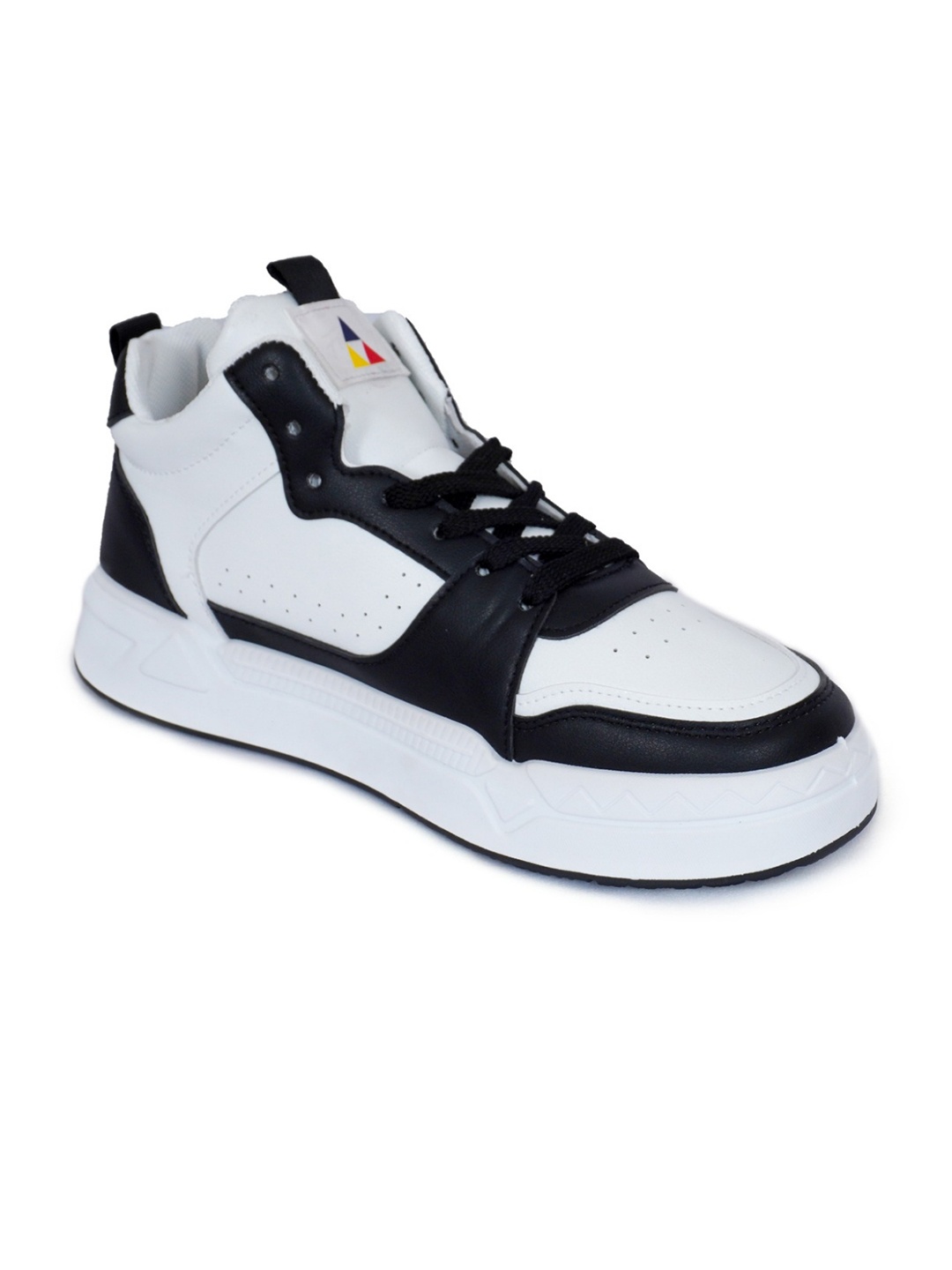 

Colour Kicks Men Bee-19011 Synthetic Lace-Ups Sneakers, White