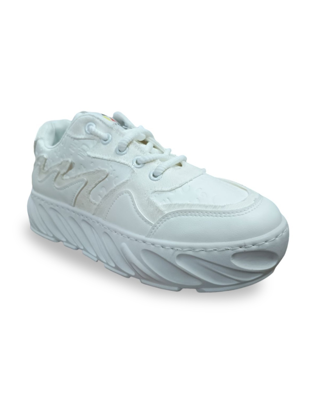 

Colour Kicks Men BIS3111 Beige Casual Sneakers, White