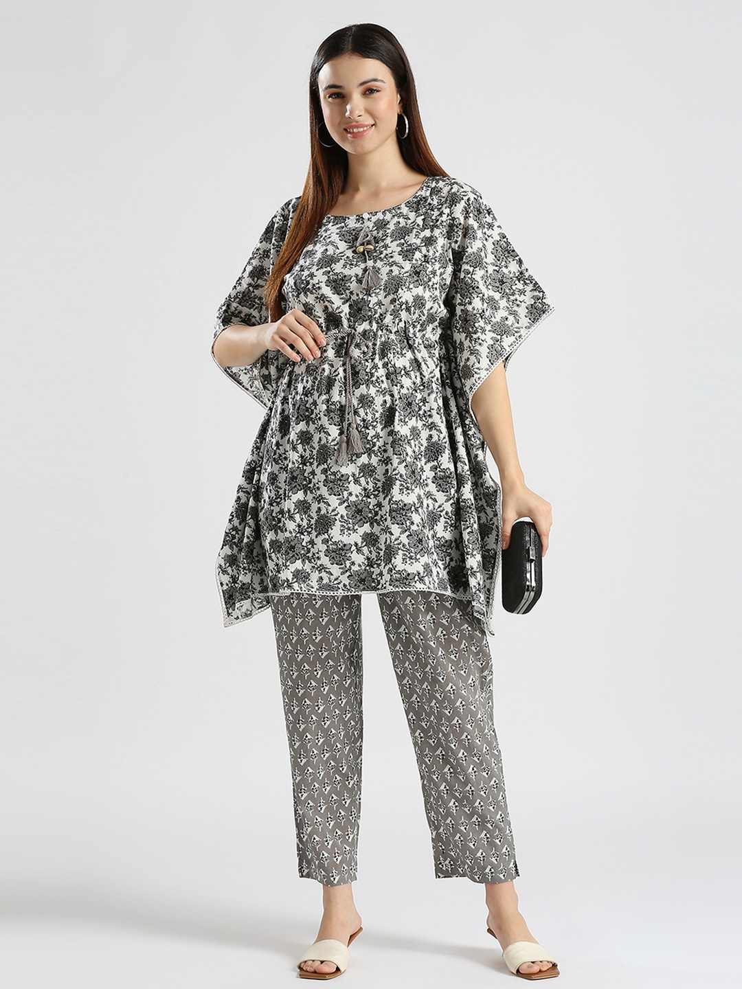 

True Shape Floral Printed Pure Cotton Maternity Kaftan Kurti With Trousers, Grey