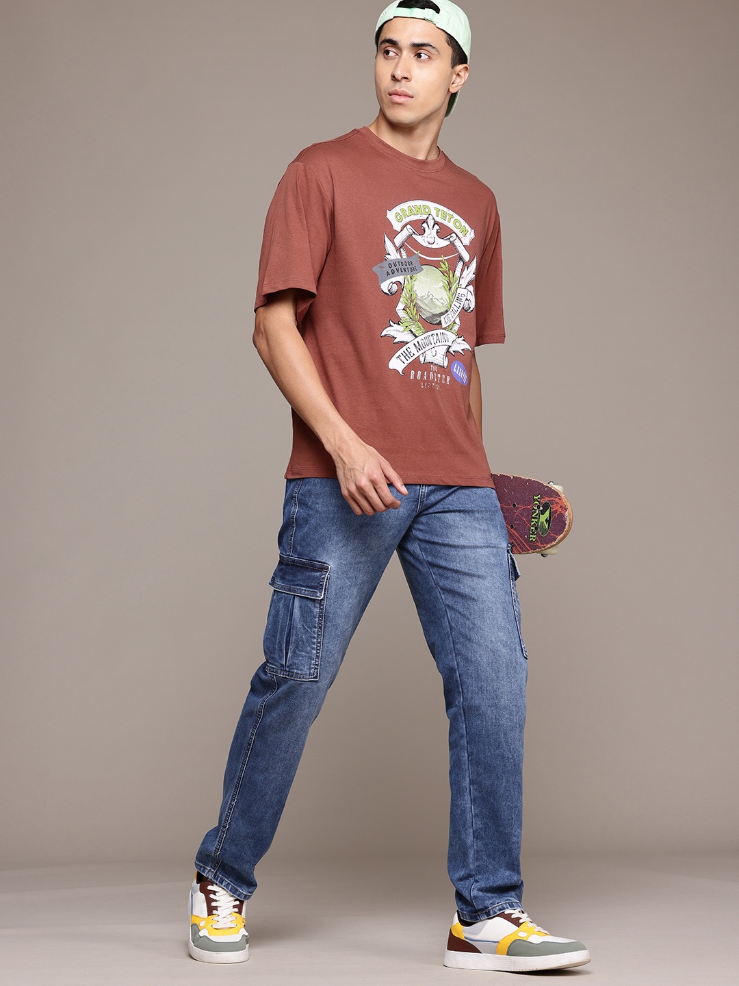 

Roadster Men Relaxed Fit Heavy Fade Stretchable Jeans, Blue