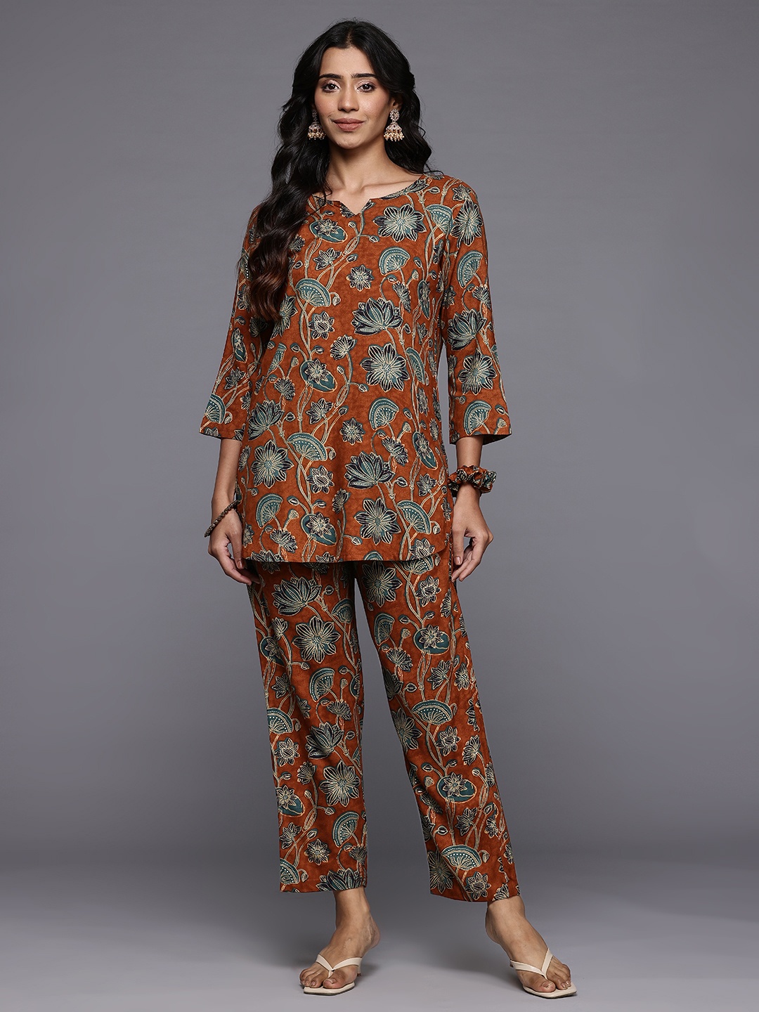 

Varanga Floral Foil Printed Tunic With Trousers & Scrunchie, Brown