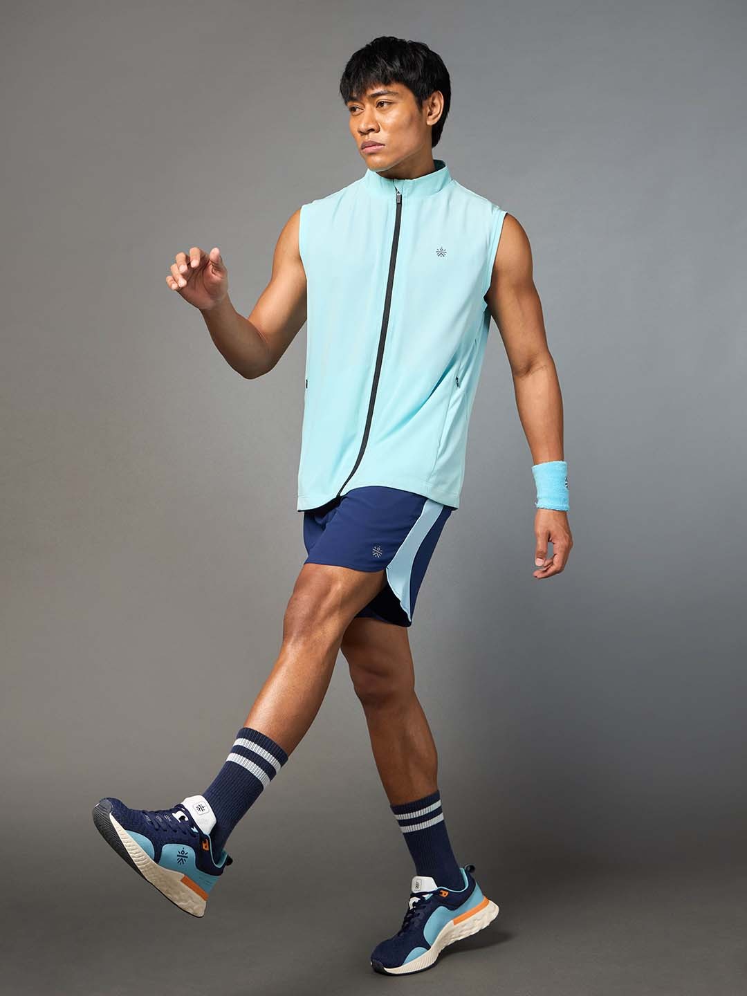

CULT Men Solid Moisture Wicking Running Gilet Jacket, Turquoise blue