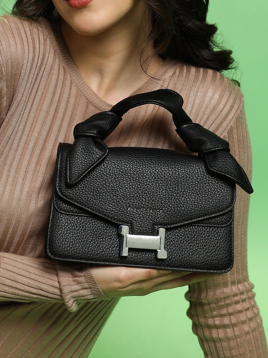 

HAUTE SAUCE by Campus Sutra Women Leather Structured Satchel, Black