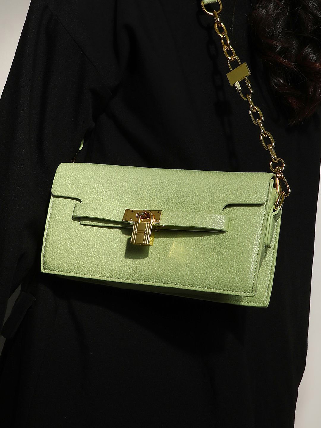 

HAUTE SAUCE by Campus Sutra Women Leather Structured Shoulder Bag, Green