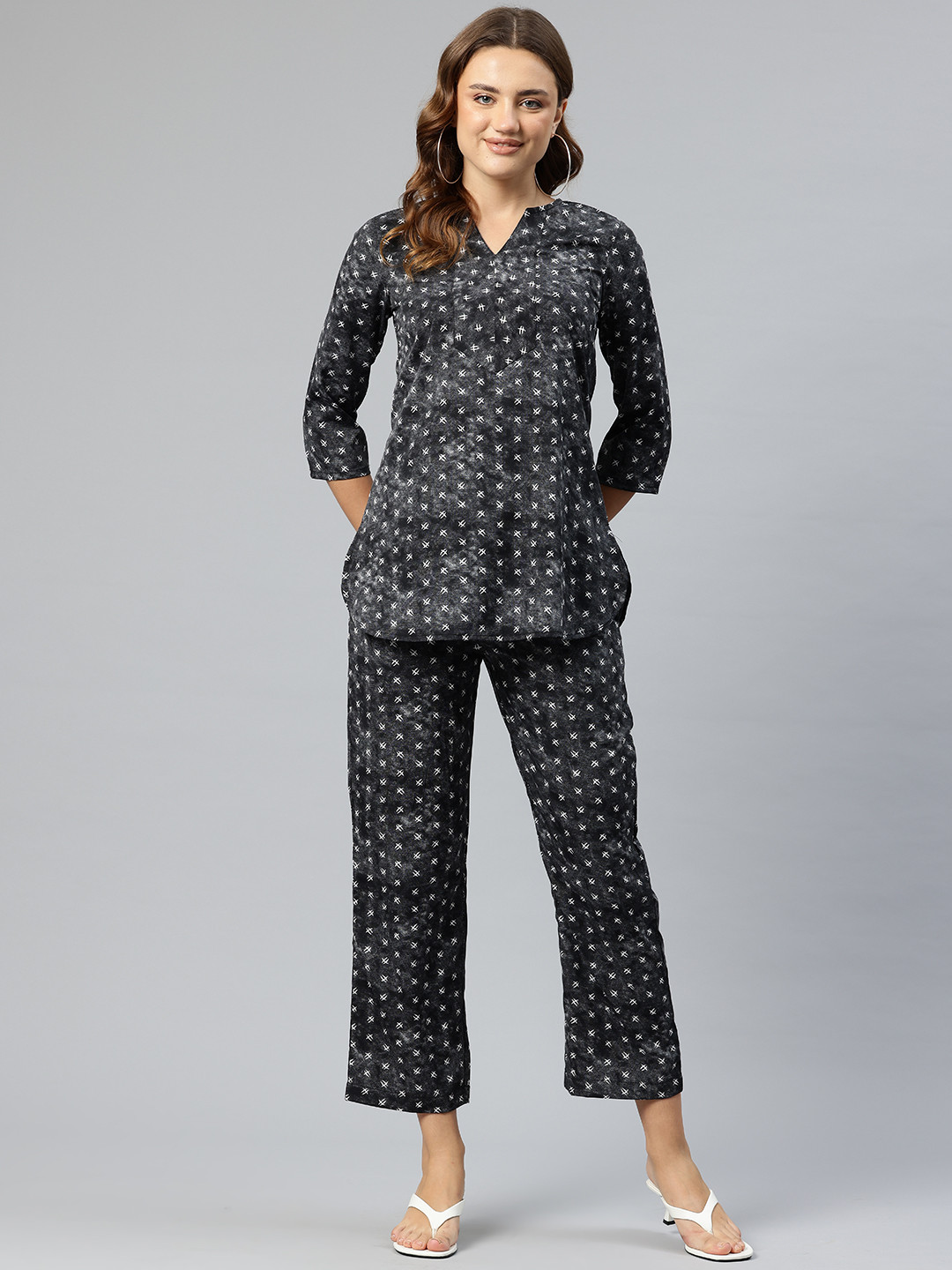 

Cottinfab Printed Top With Trousers, Black