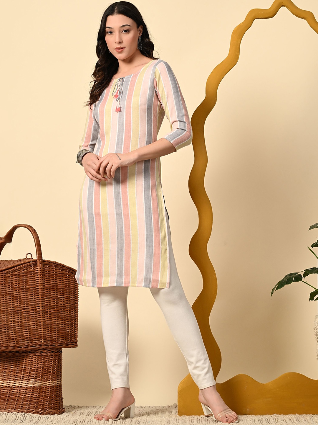 

aaivan Striped Tie-Up Neck Cotton Straight Kurta, Cream