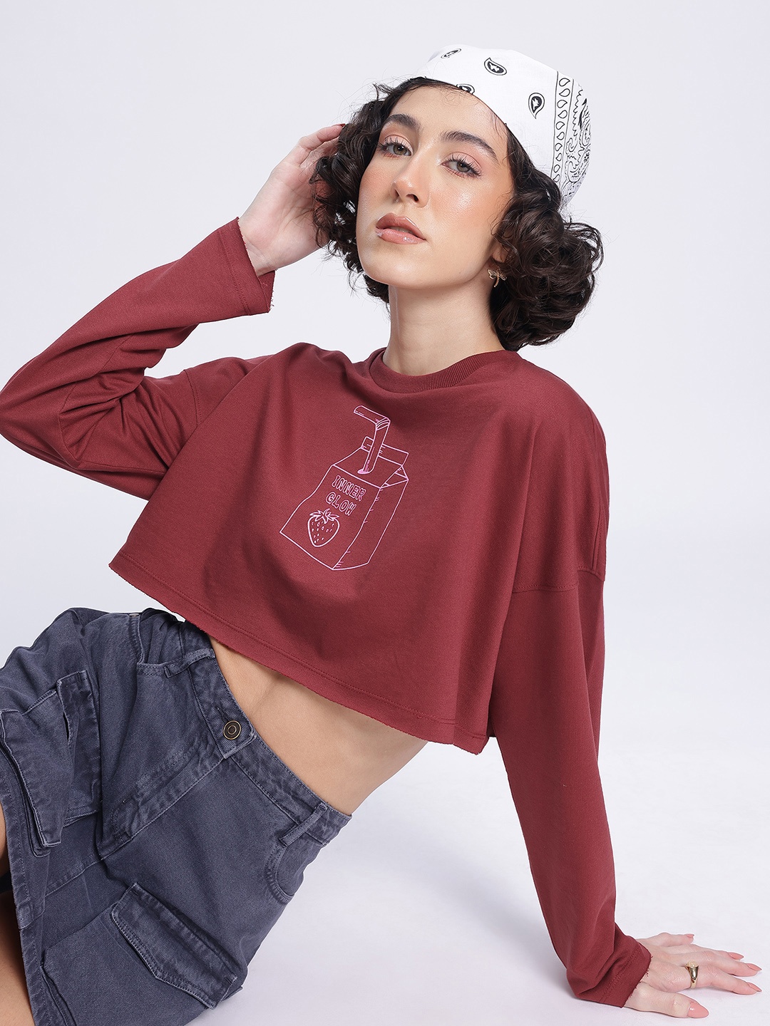 

DressBerry Street Texture Printed Boxy Crop Sweatshirt, Maroon