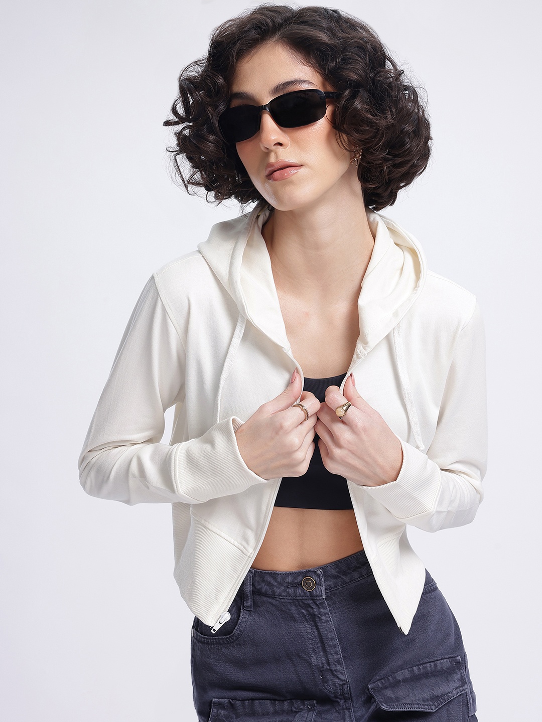 

DressBerry Luxe Urban Hooded Crop Sweatshirt, White