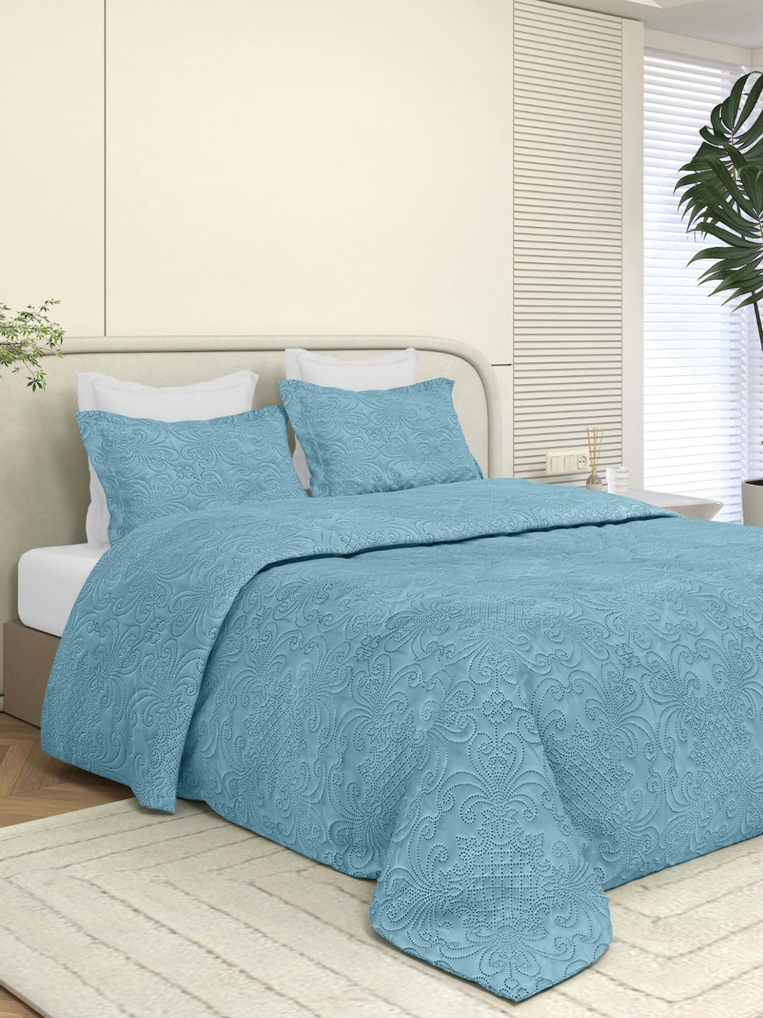 

LABHAM Sensation Ultrasonic Quilted 300TC King Bed Cover with 2 Pillow Covers, Blue