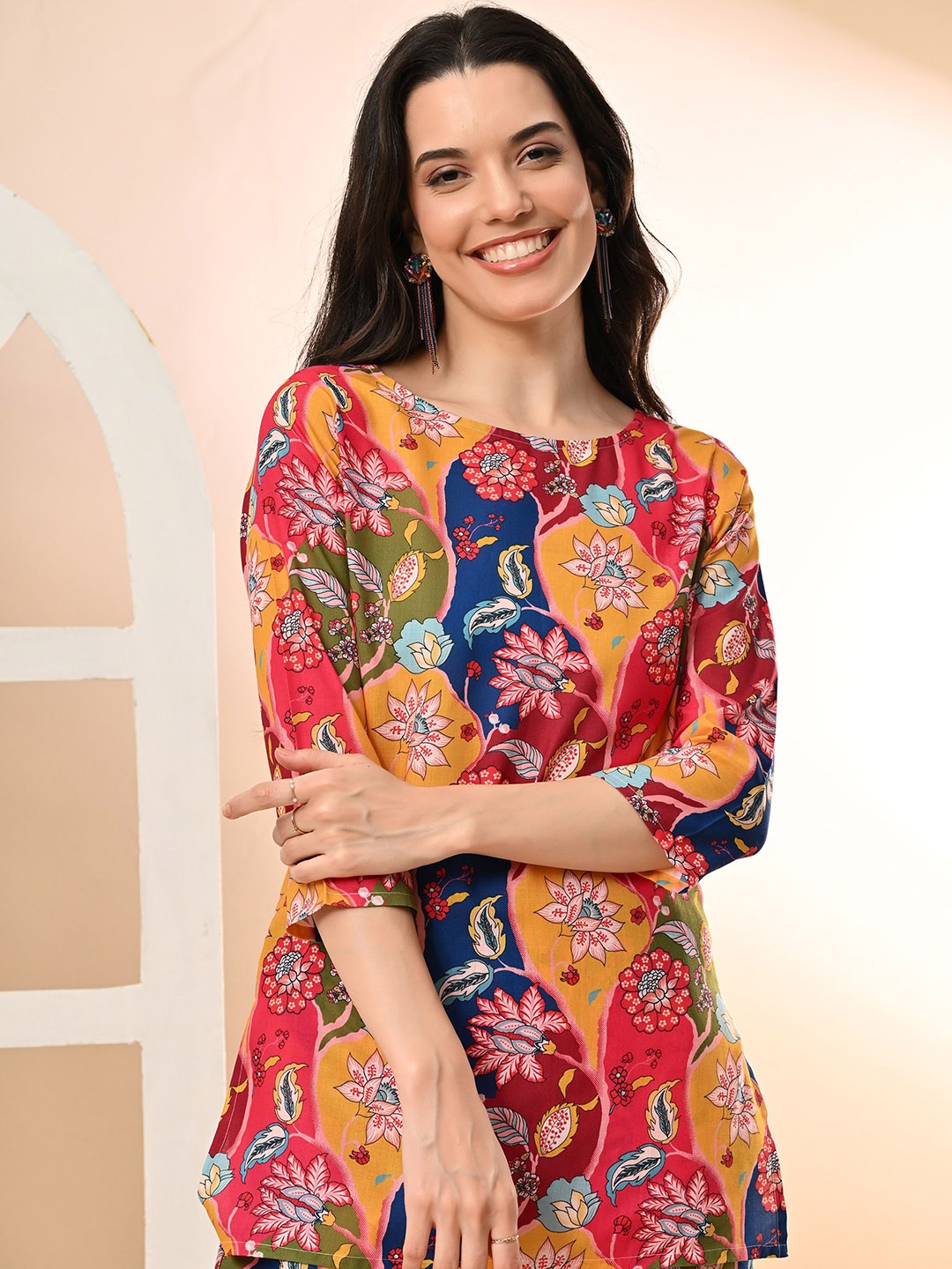 

aaivan Printed Pure Cotton Round Neck Tunic With Trousers, Yellow