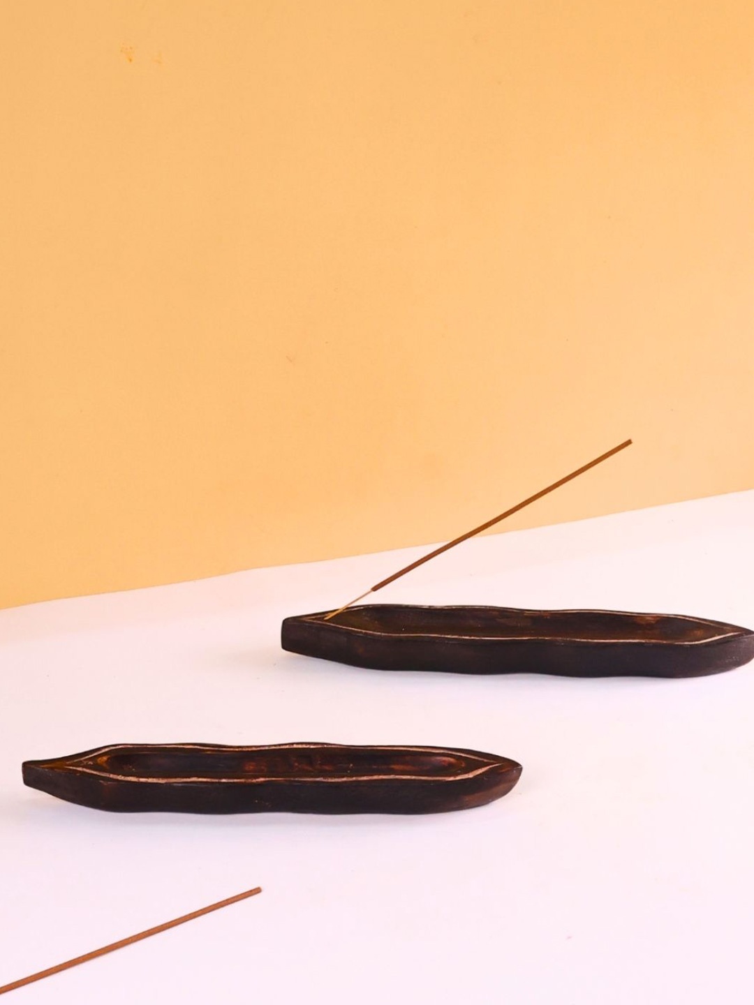 

WEAVING HOMES Brown 2 Pieces Boat Shaped Wooden Agarbati Stand