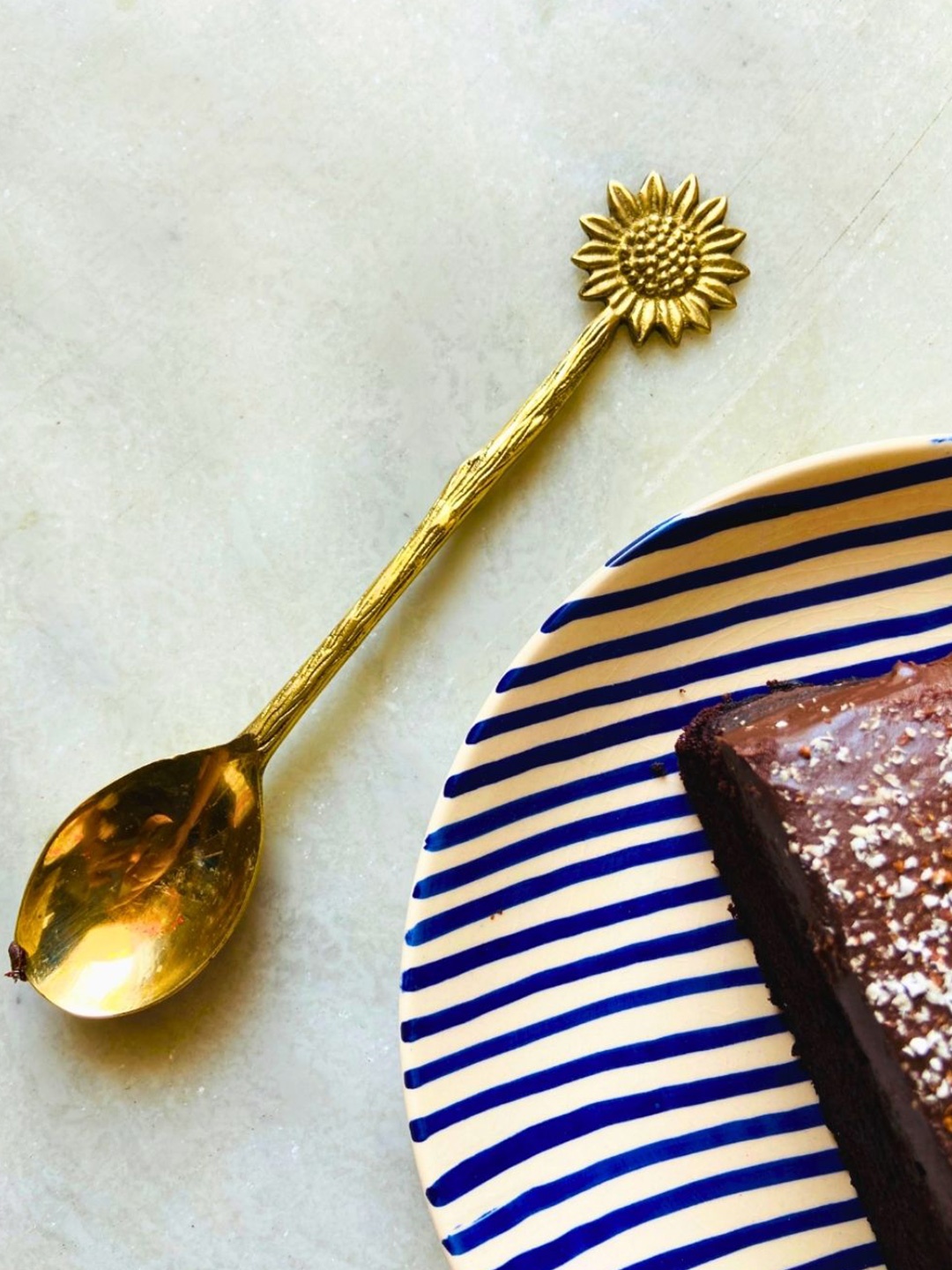 

WEAVING HOMES Gold Toned Sunflower Brass Spoon
