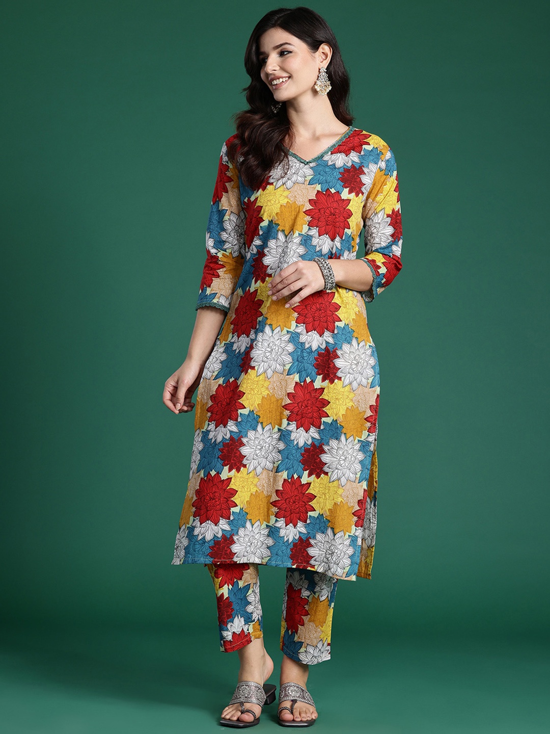 

Indo Era Floral Printed Pure Cotton Kurta with Trousers, Multi