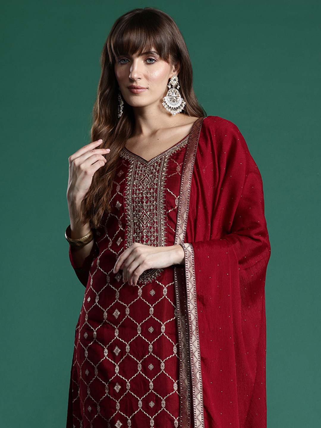 

Indo Era Embroidered Jacquard Zari Kurta With Trousers & Dupatta, Maroon