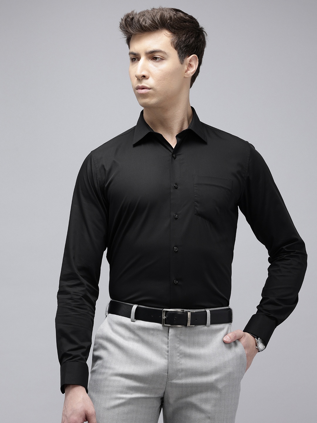 

Van Heusen Slim Fit Opaque Pure Cotton Formal Shirt, Black