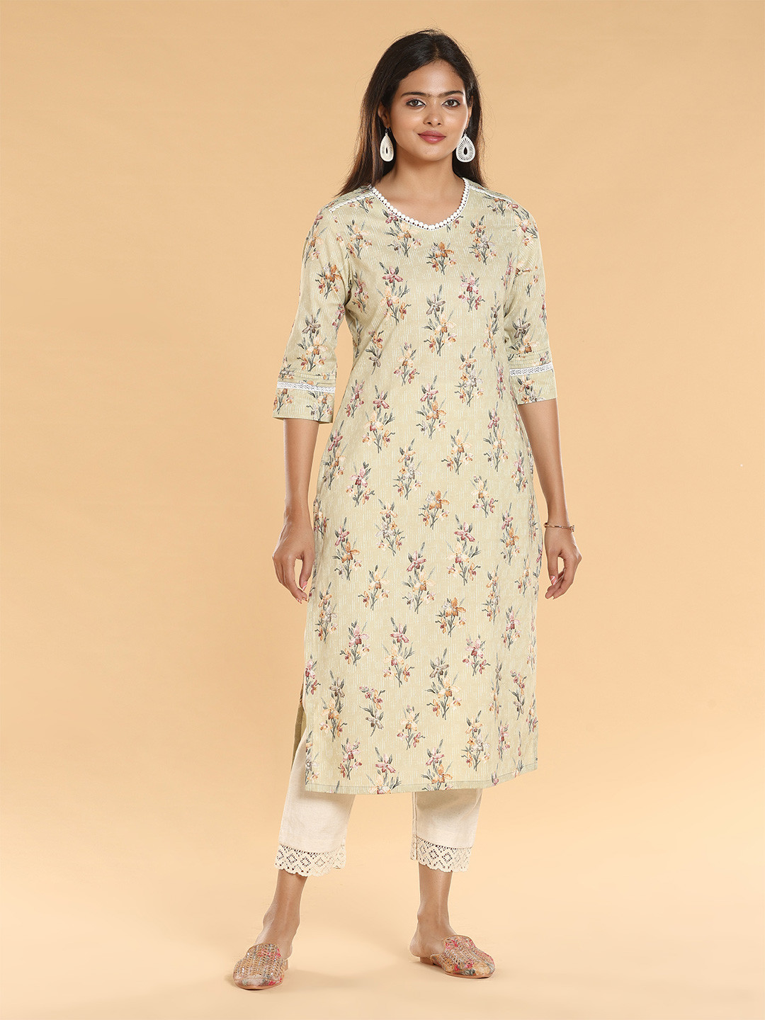 

Vismay Women Cotton Round Neck Three-Quarter Sleeves Printed Kurta, Green