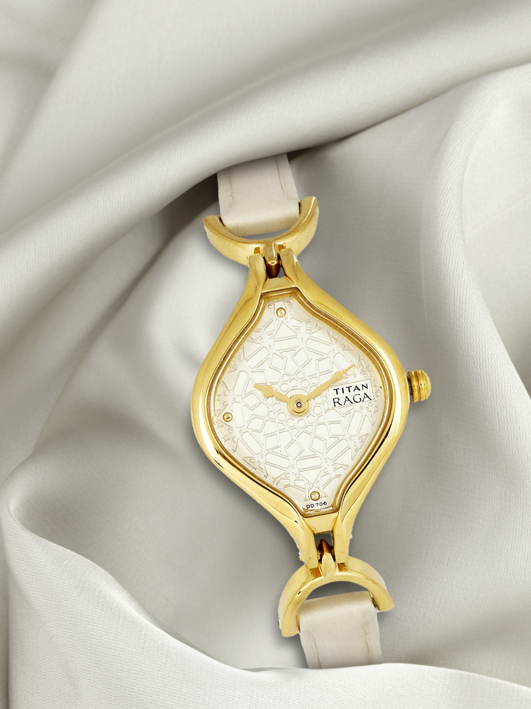 

Titan Raga Women Silver-Toned Dial Watch 2531YL01