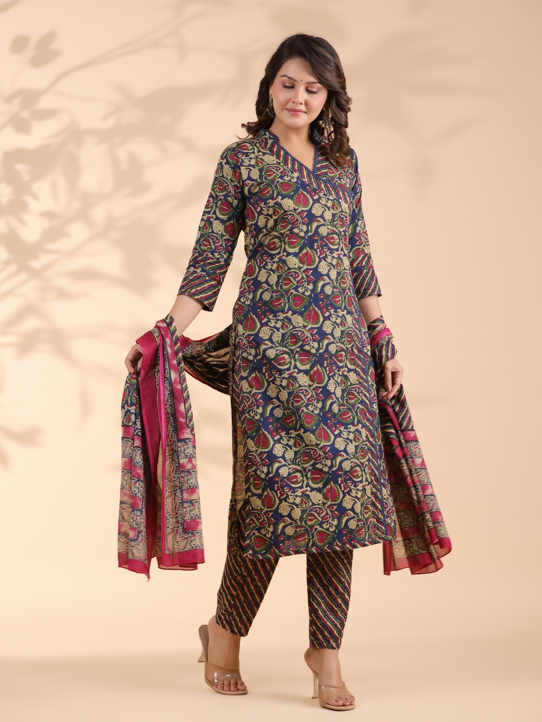

Vbuyz Floral Printed Pure Cotton Straight Kurta & Palazzos With Dupatta, Blue