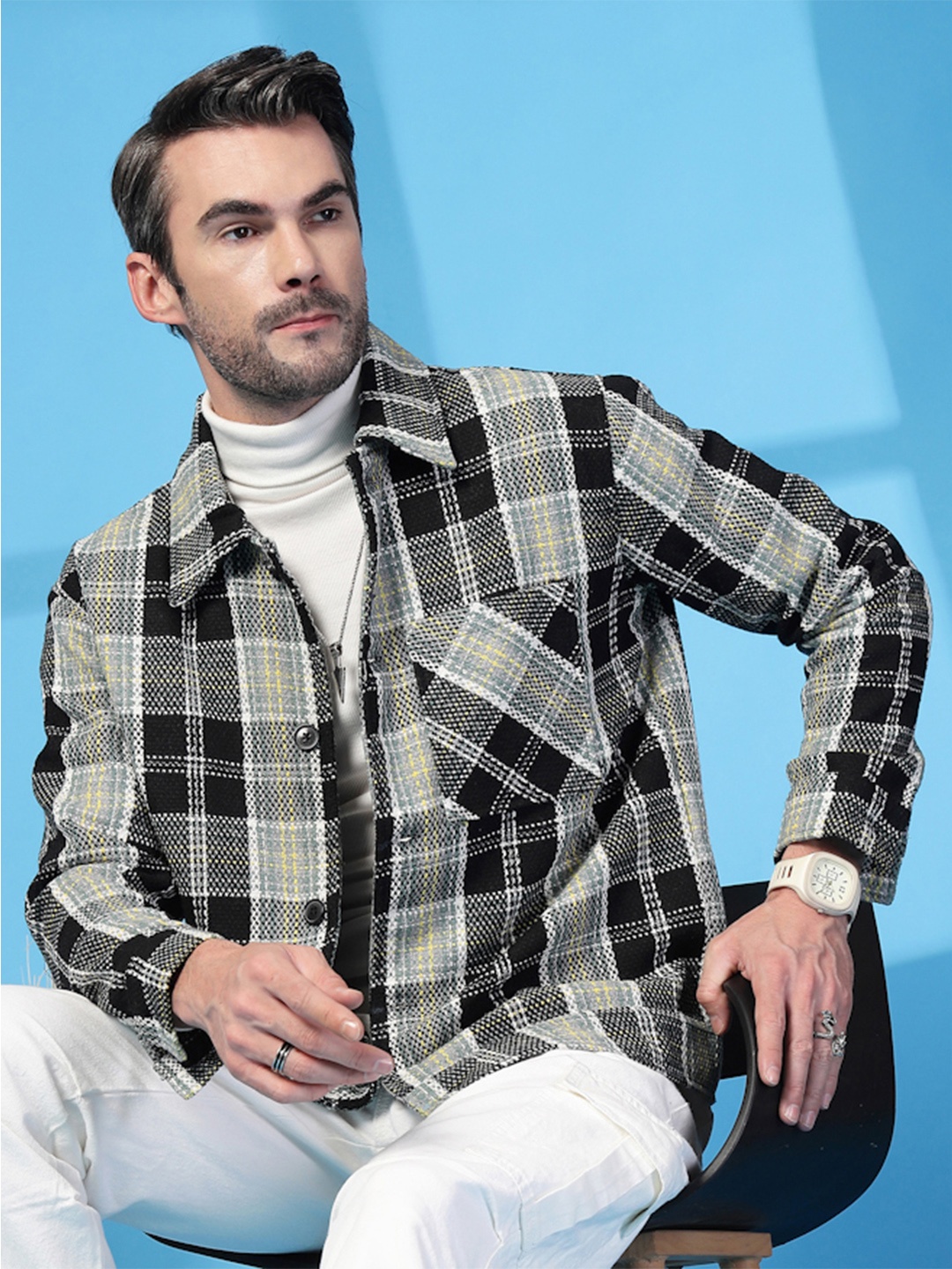 

CHKOKKO Men Checked Long Sleeves Shacket, Black