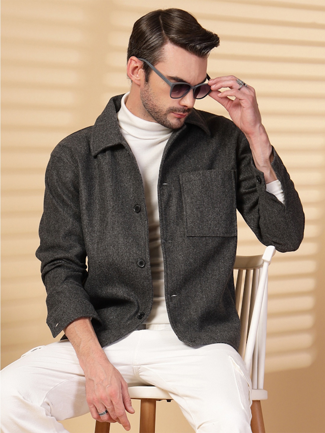 

CHKOKKO Men Spread Collar Long Sleeves Shacket, Grey