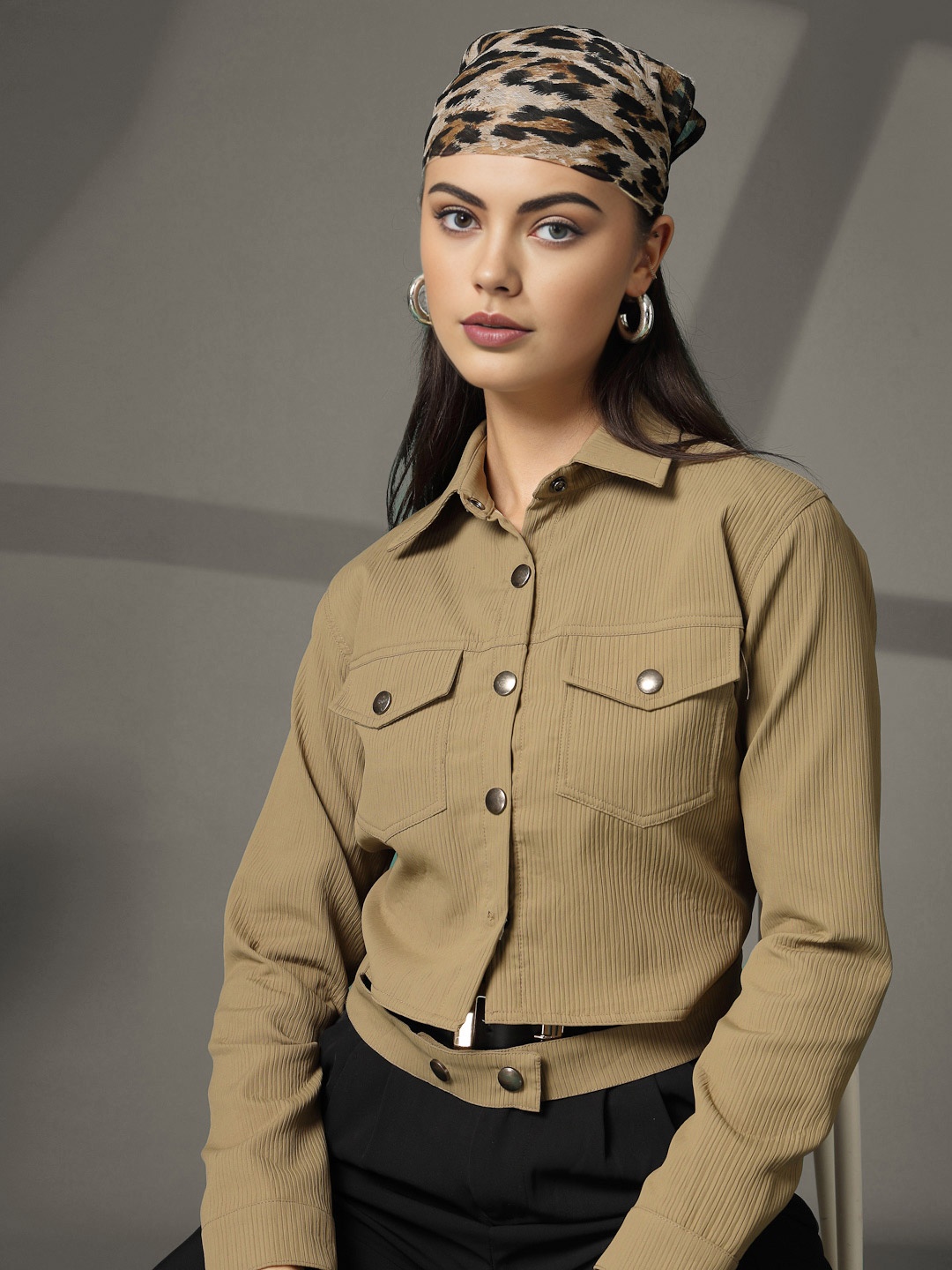 

CHKOKKO Women Solid Crop Tailored Jacket, Khaki