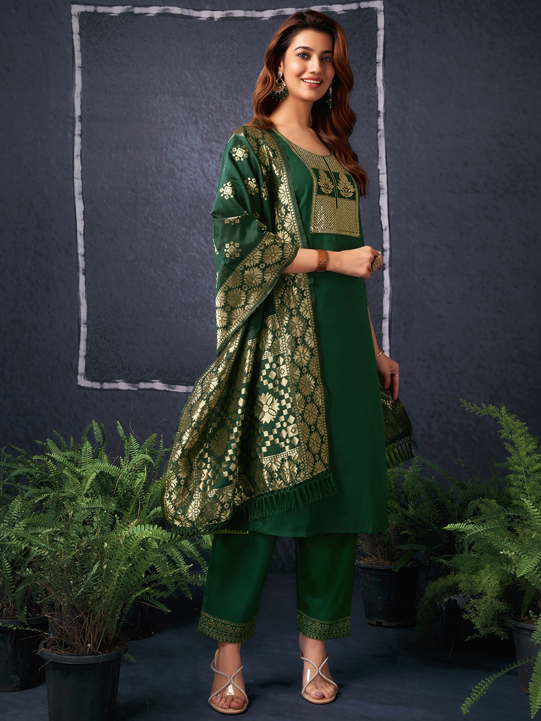 

KALINI Floral Yoke Design Sequinned Straight Kurta with Trousers & Dupatta, Green