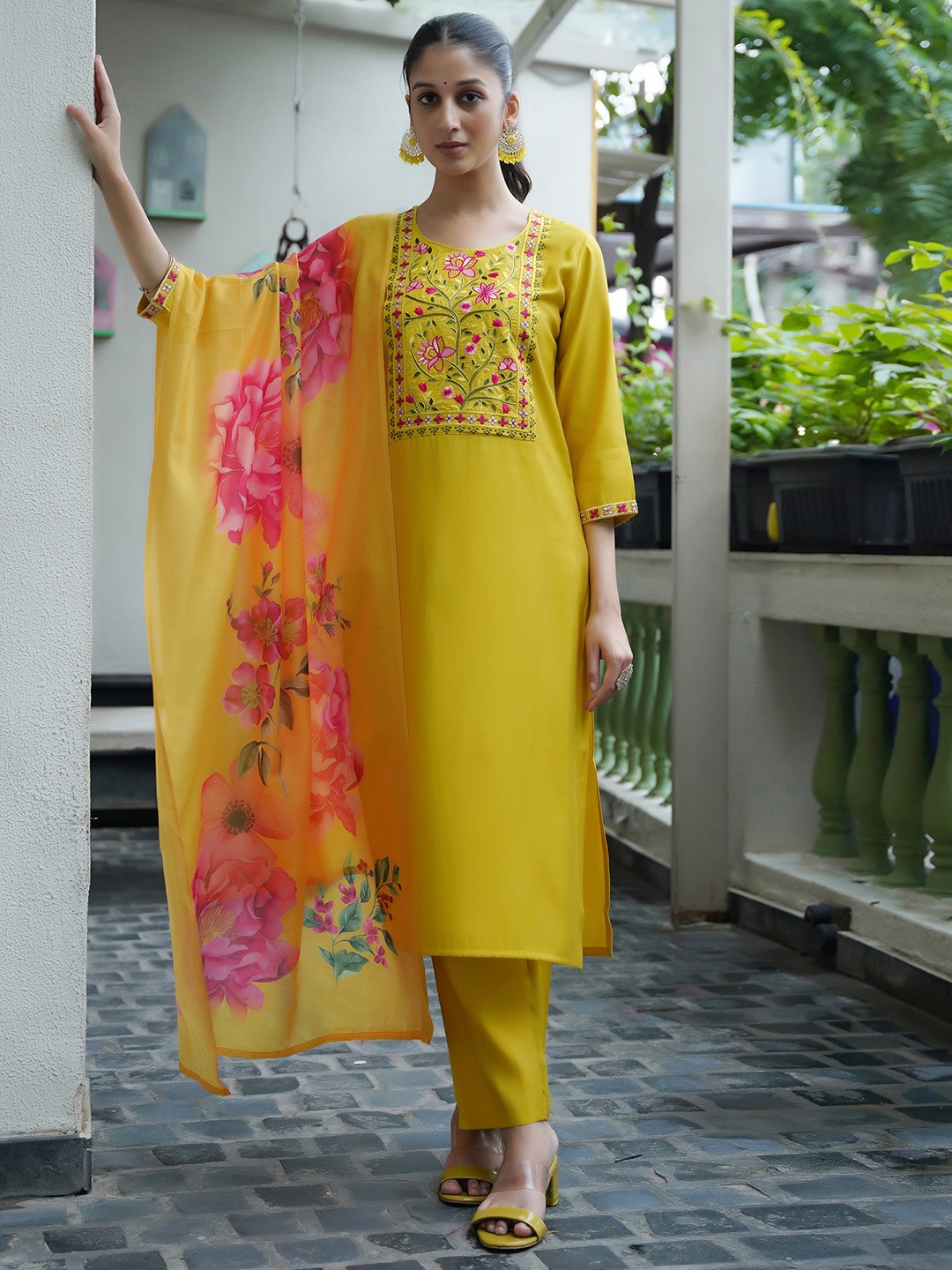 

KALINI Ethnic Motifs Yoke Design Thread Work Kurta with Trousers & Dupatta, Yellow