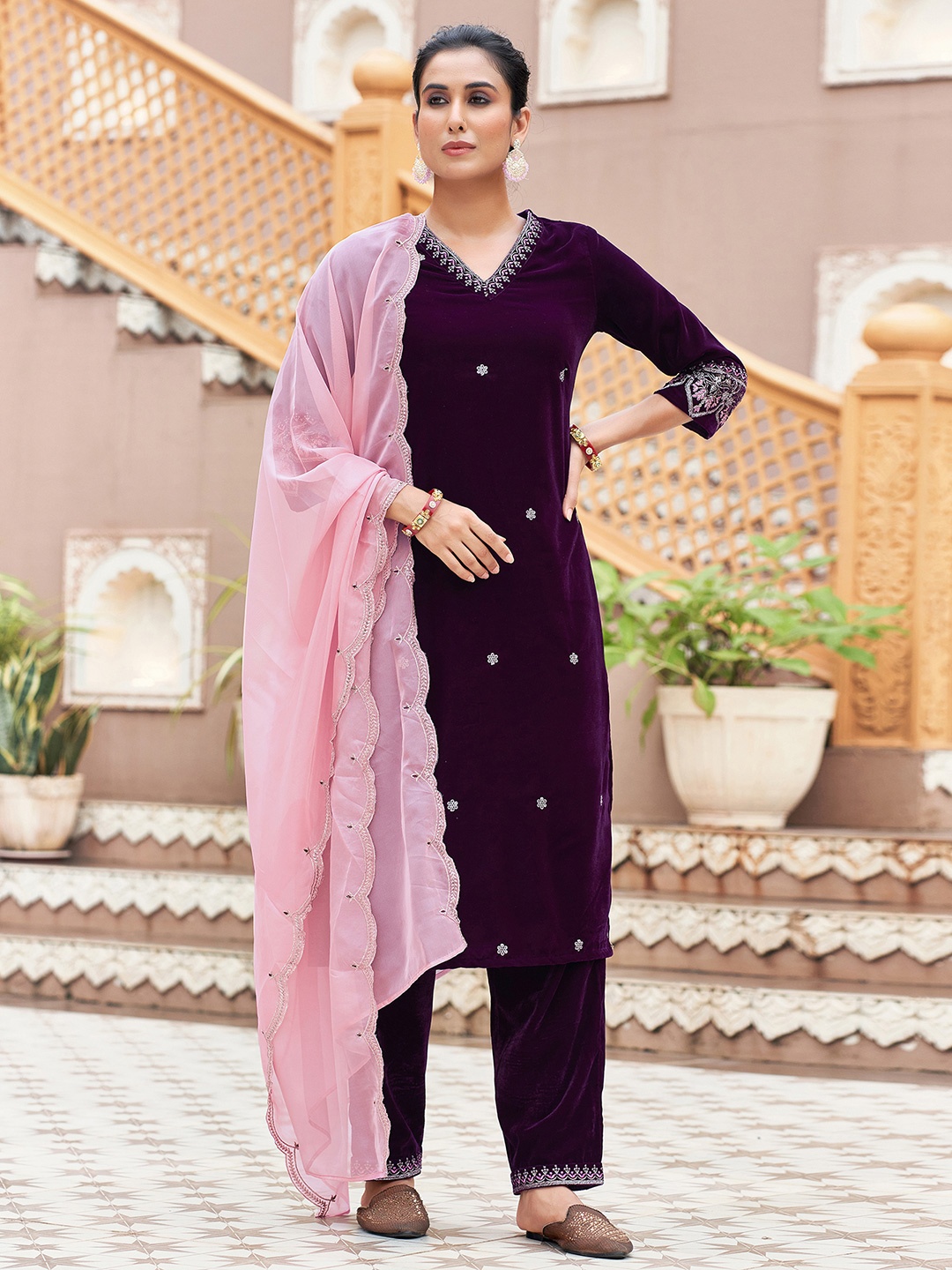 

KALINI Ethnic Motifs Embroidered Sequinned Velvet Kurta with Trousers & Dupatta, Purple