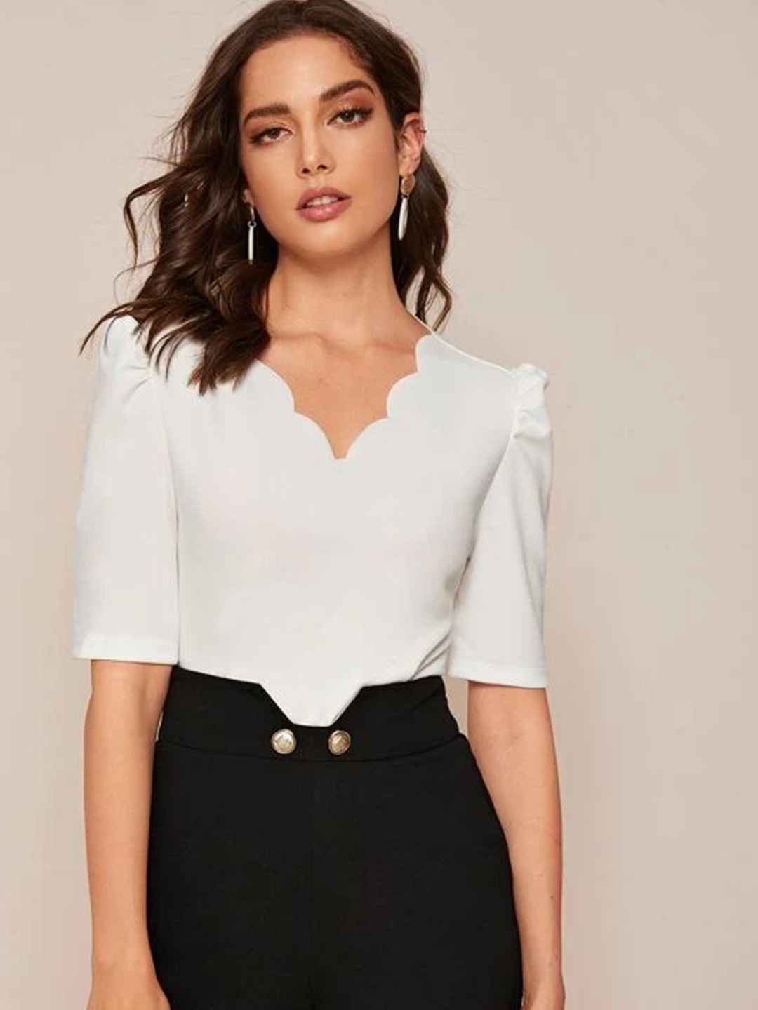 

Stylecast X Slyck V-Neck Puff Sleeve Solid Top, White