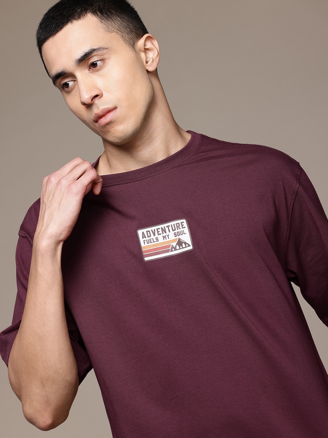 

The Roadster Lifestyle Co. Men Pure Cotton Relaxed Fit T-shirt, Burgundy
