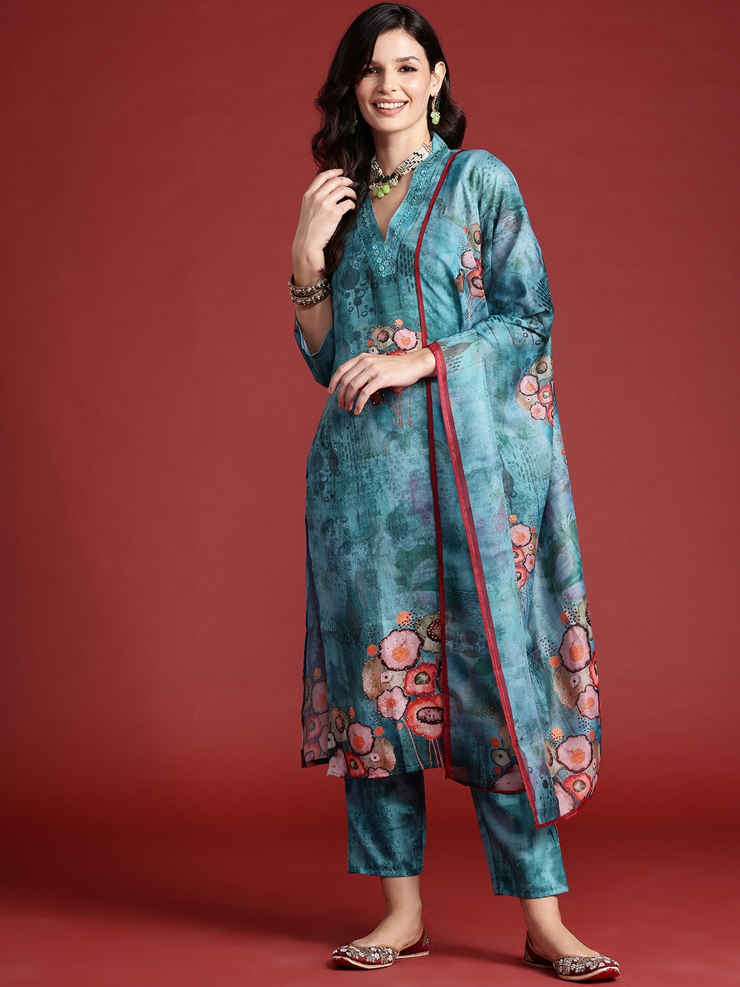 

Indo Era Printed Sequinned Chanderi Silk Kurta With Trousers & Dupatta, Green