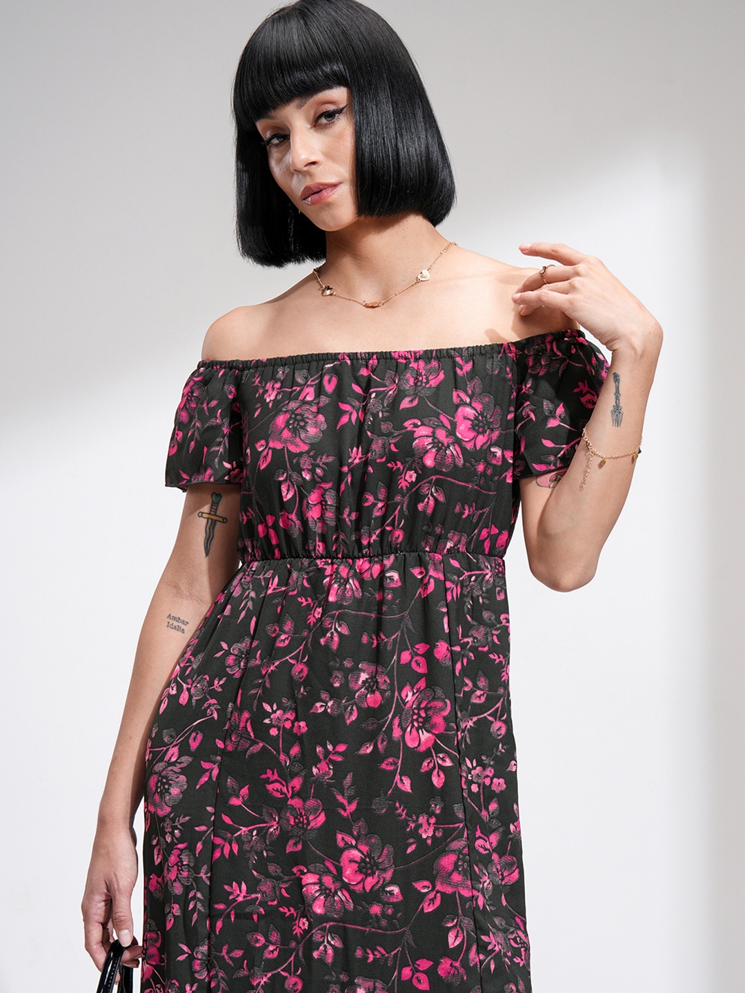 

Tokyo Talkies Off-Shoulder Maxi Dress, Green