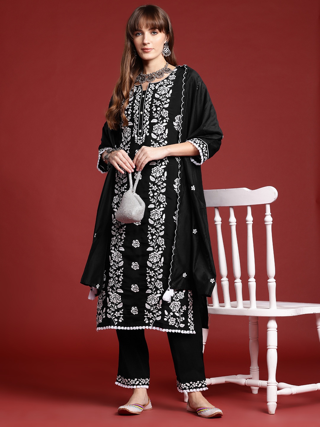 

Indo Era Monochrome Floral Embroidered Tasseled Kurta with Trousers & Scalloped Dupatta, Black