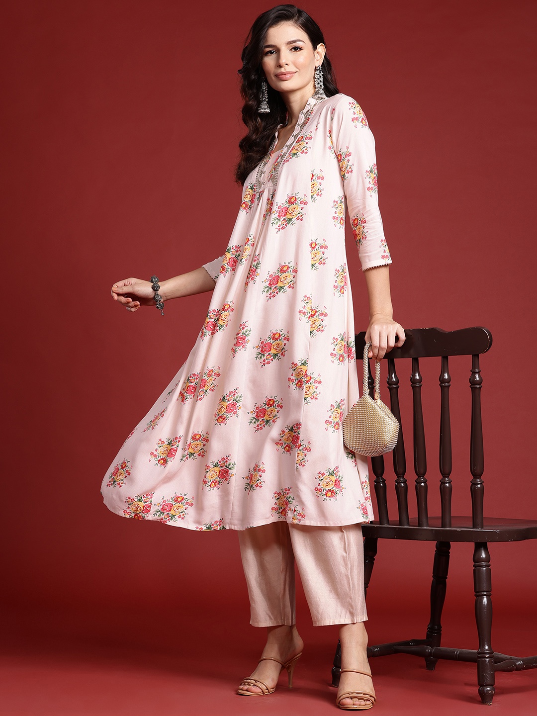 

Indo Era Floral Printed Kurta, Peach