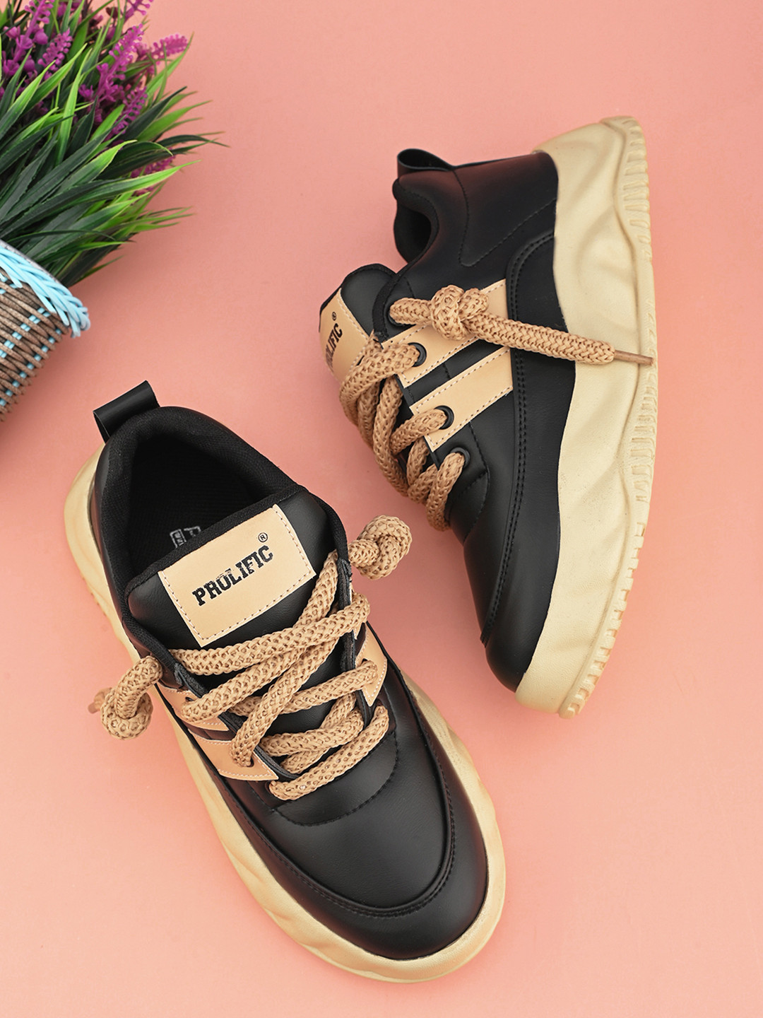 

Prolific Women Sneakers, Black