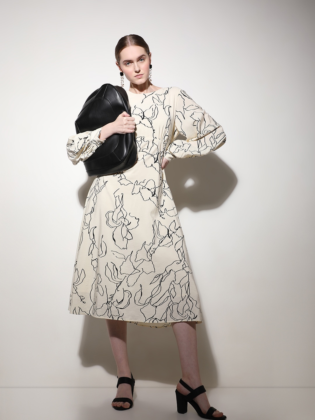 

Vero Moda Floral Print Fit & Flare Midi Dress, Off white